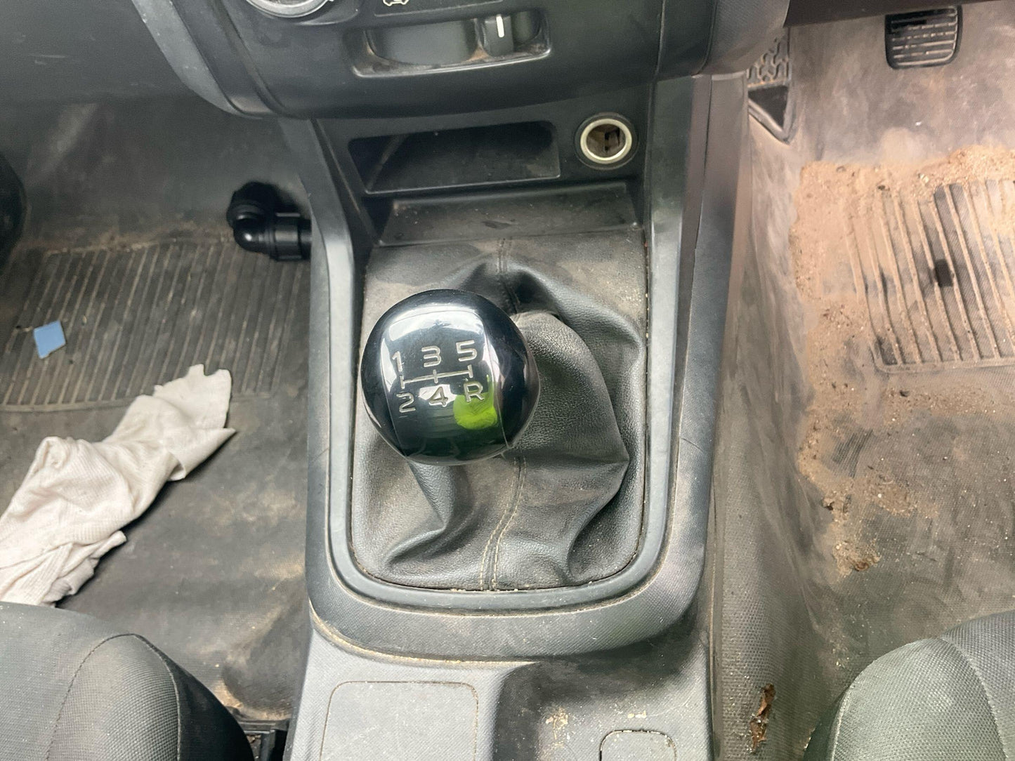 Isuzu
D-Max