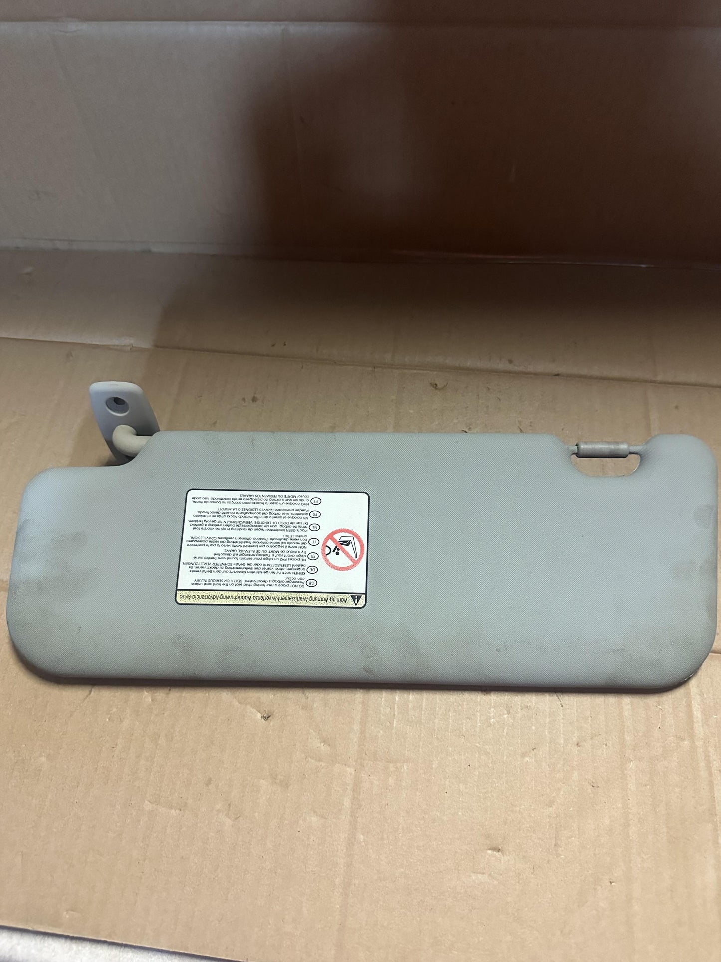 2011 SL Right Sun Visor