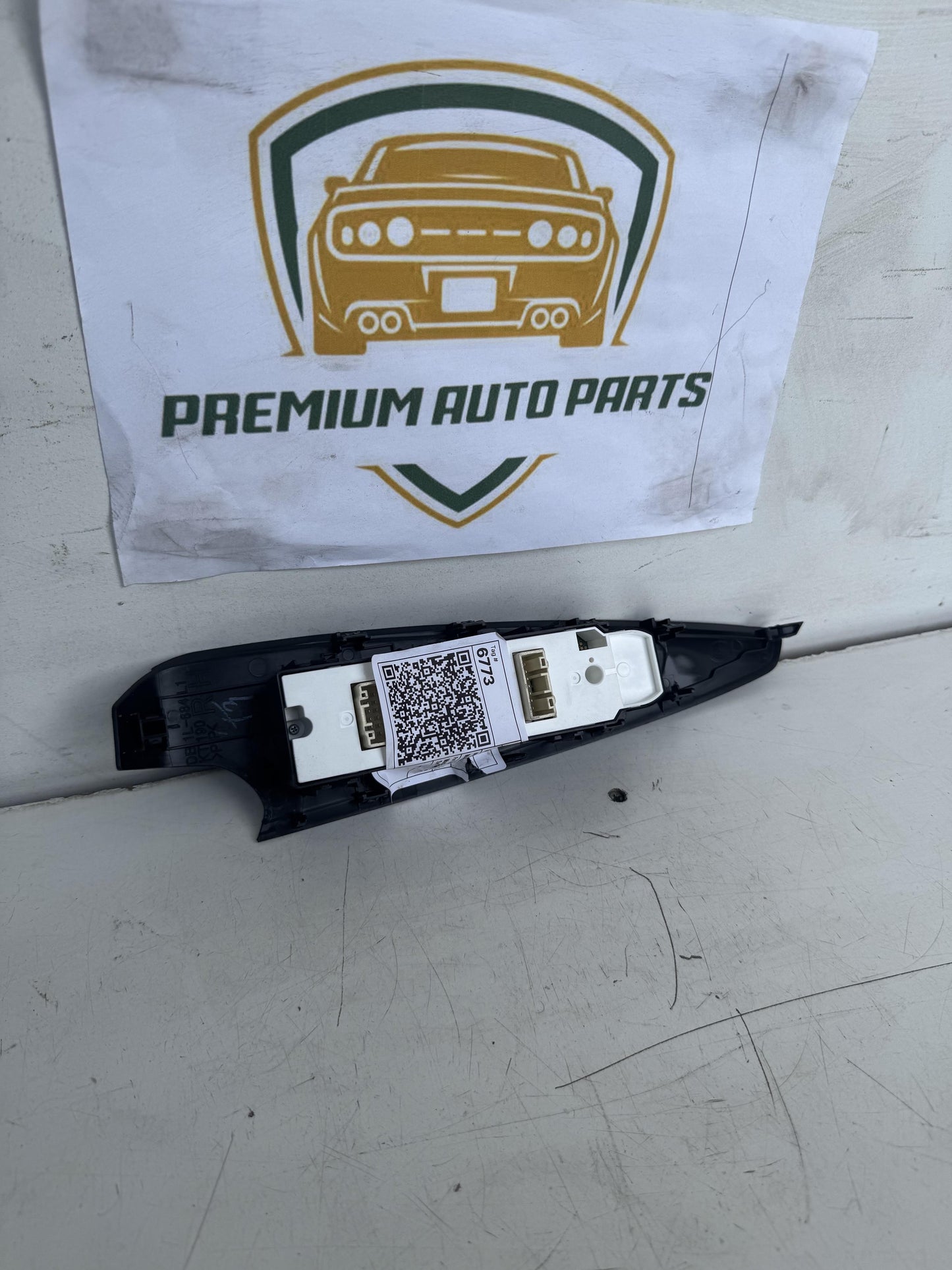 2015 Master Power Window Switch