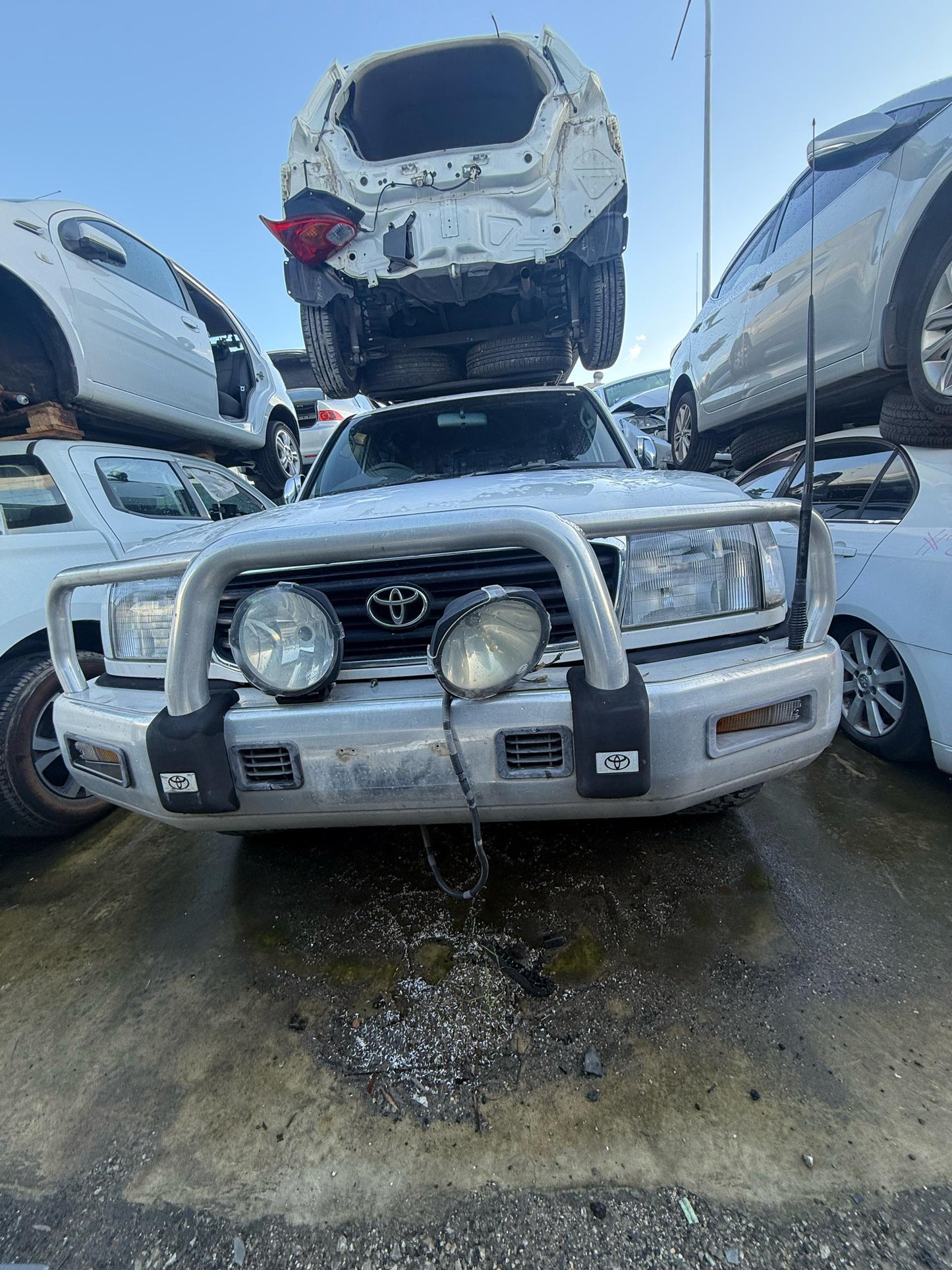 Toyota
Land Cruiser