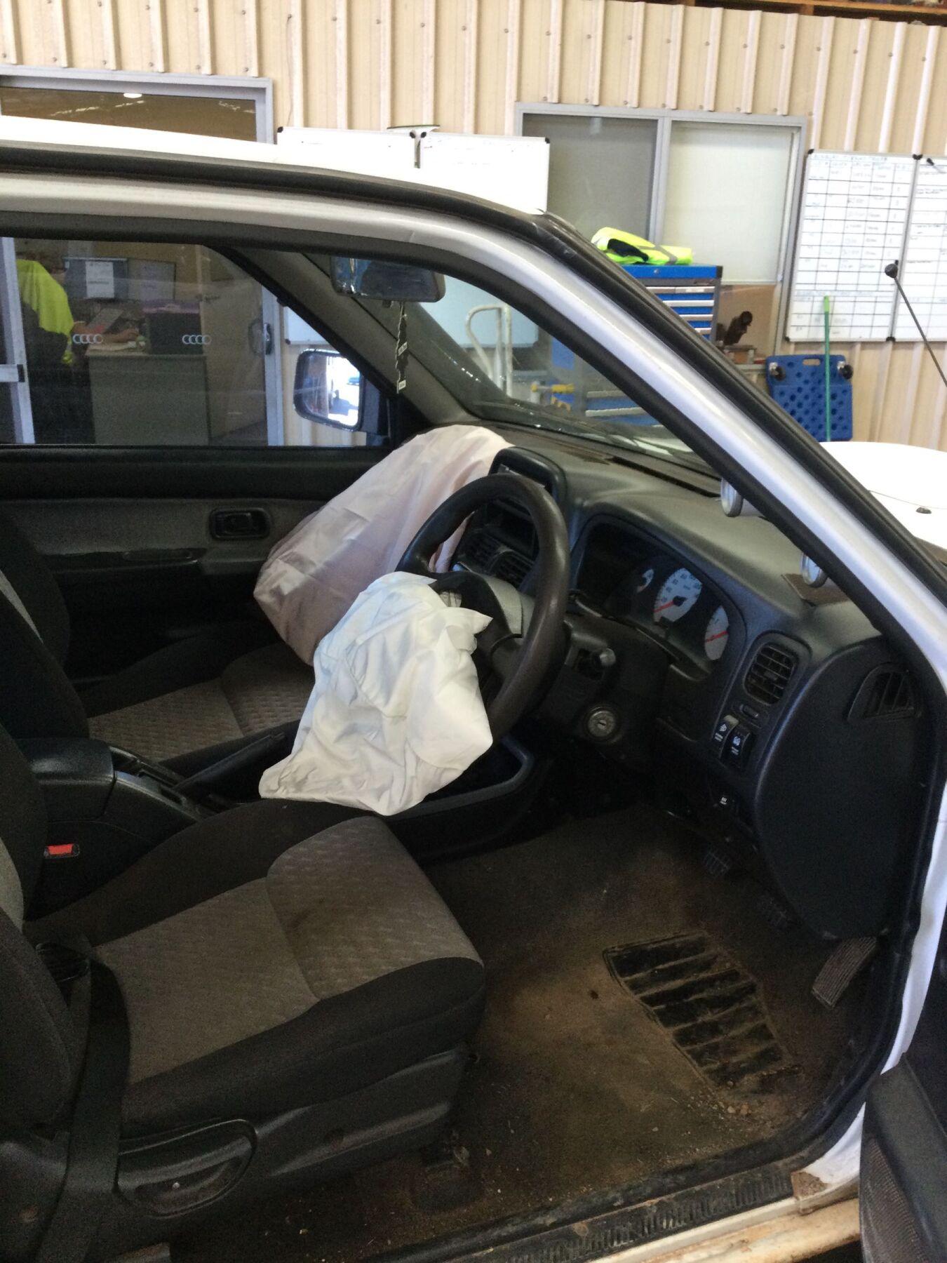 2011 Nissan Navara Double Cab Utility
Nissan
Navara