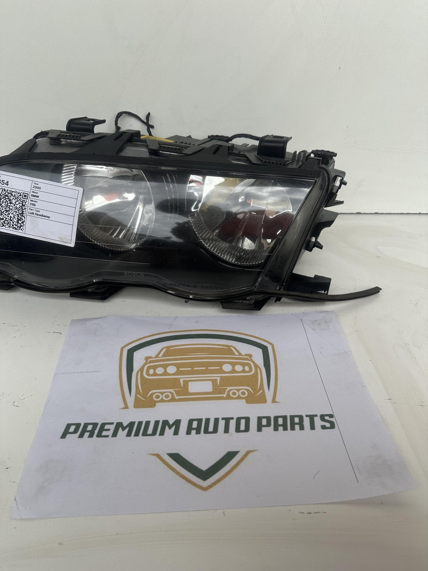 2000 E46 Left Headlight