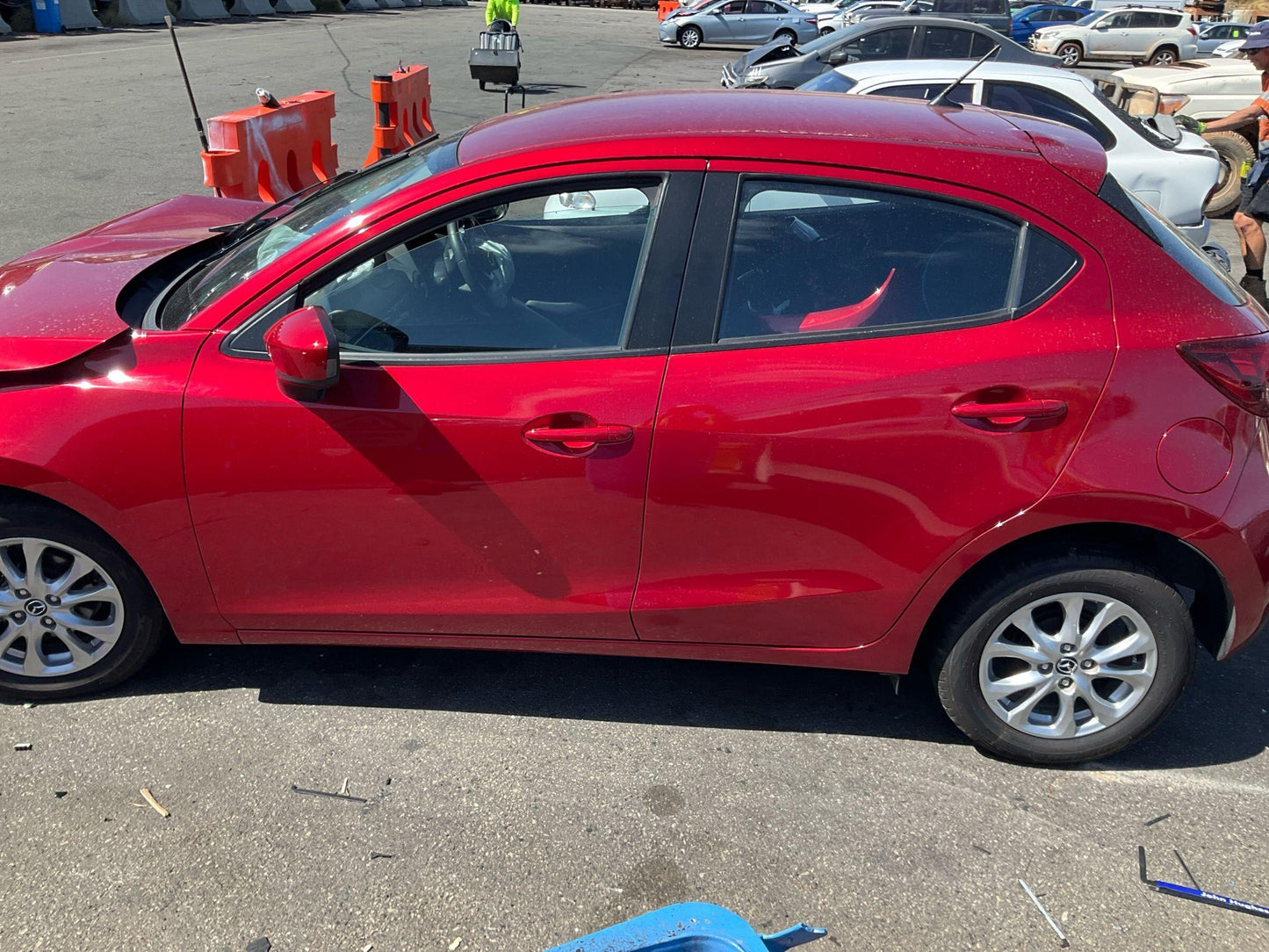 2015 Mazda Mazda2 DJ2HAA DJ2HAAHatchback
Mazda
Mazda2