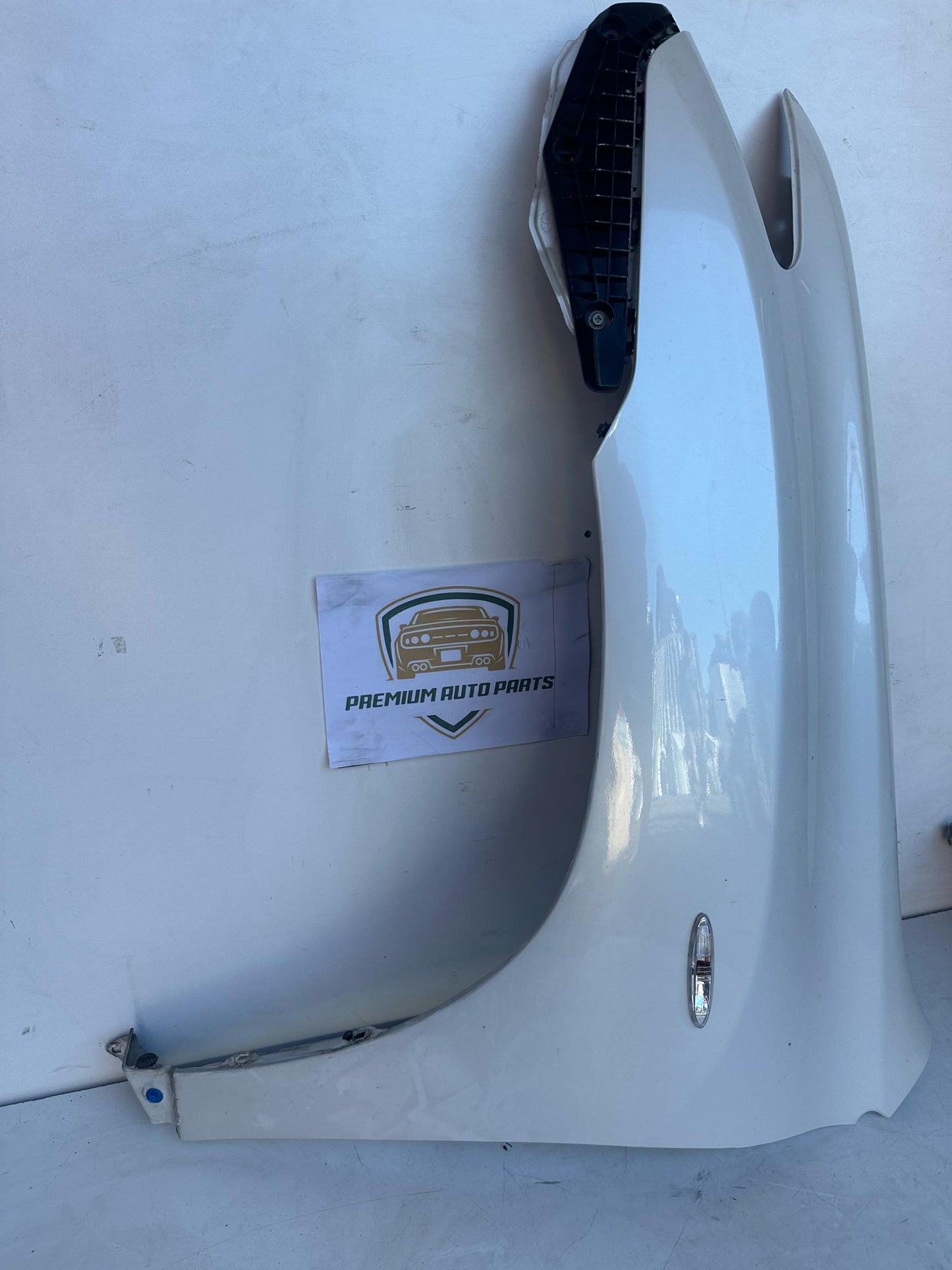 2012 Toyota Kluger Left Front Guard