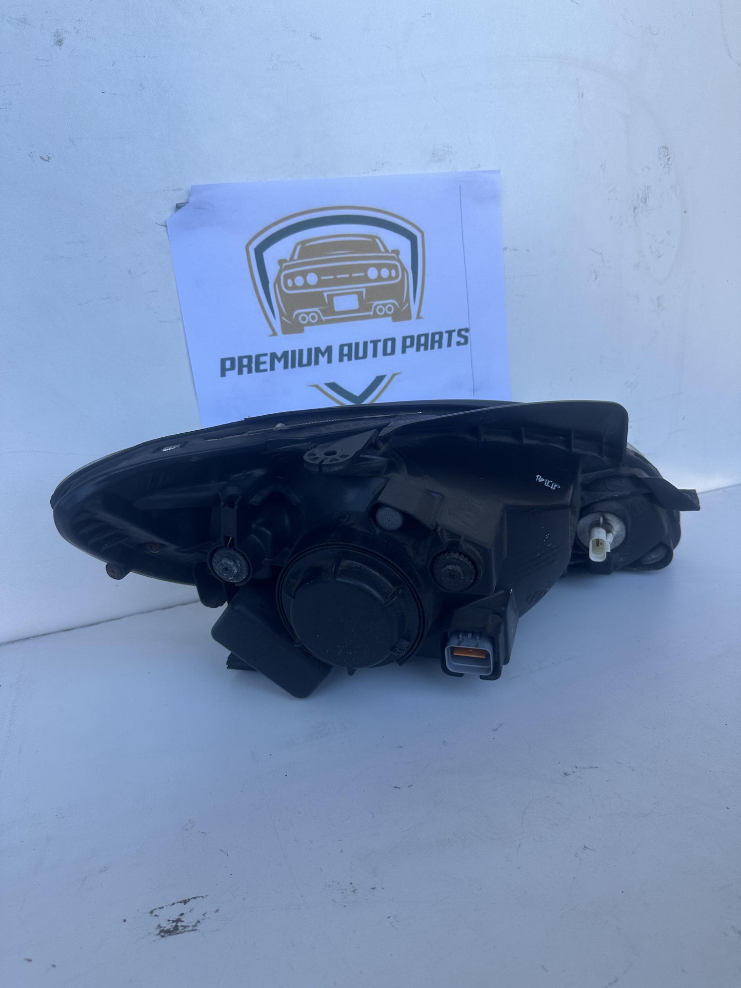 2006 Left Headlight
