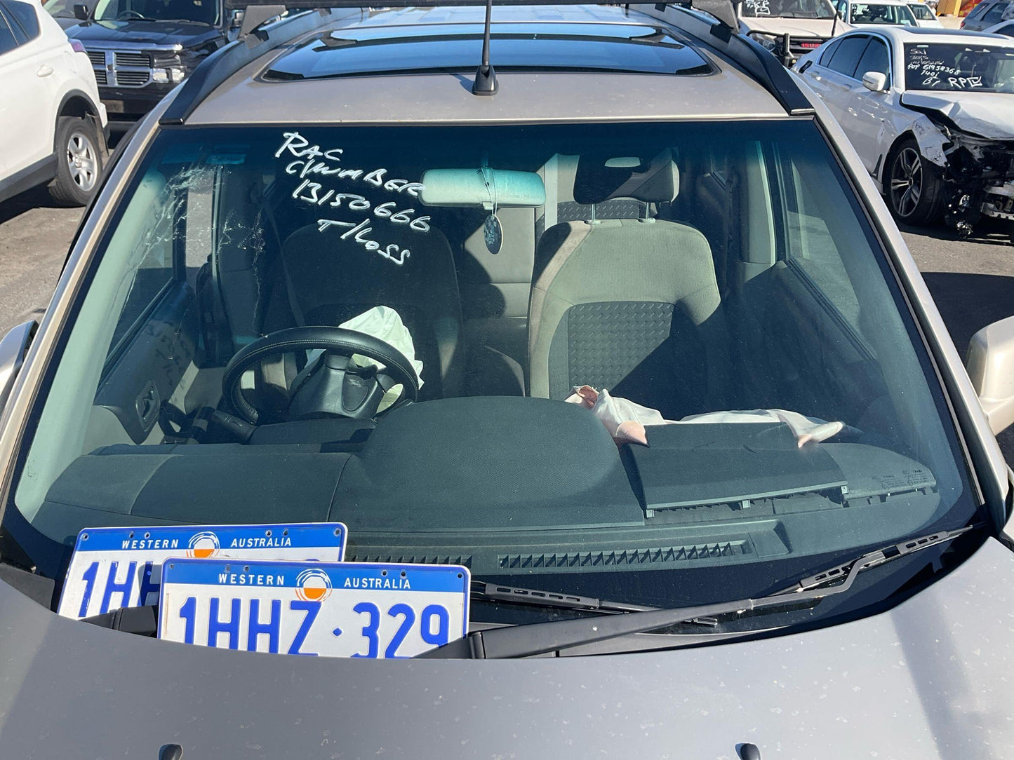 Nissan
X-Trail