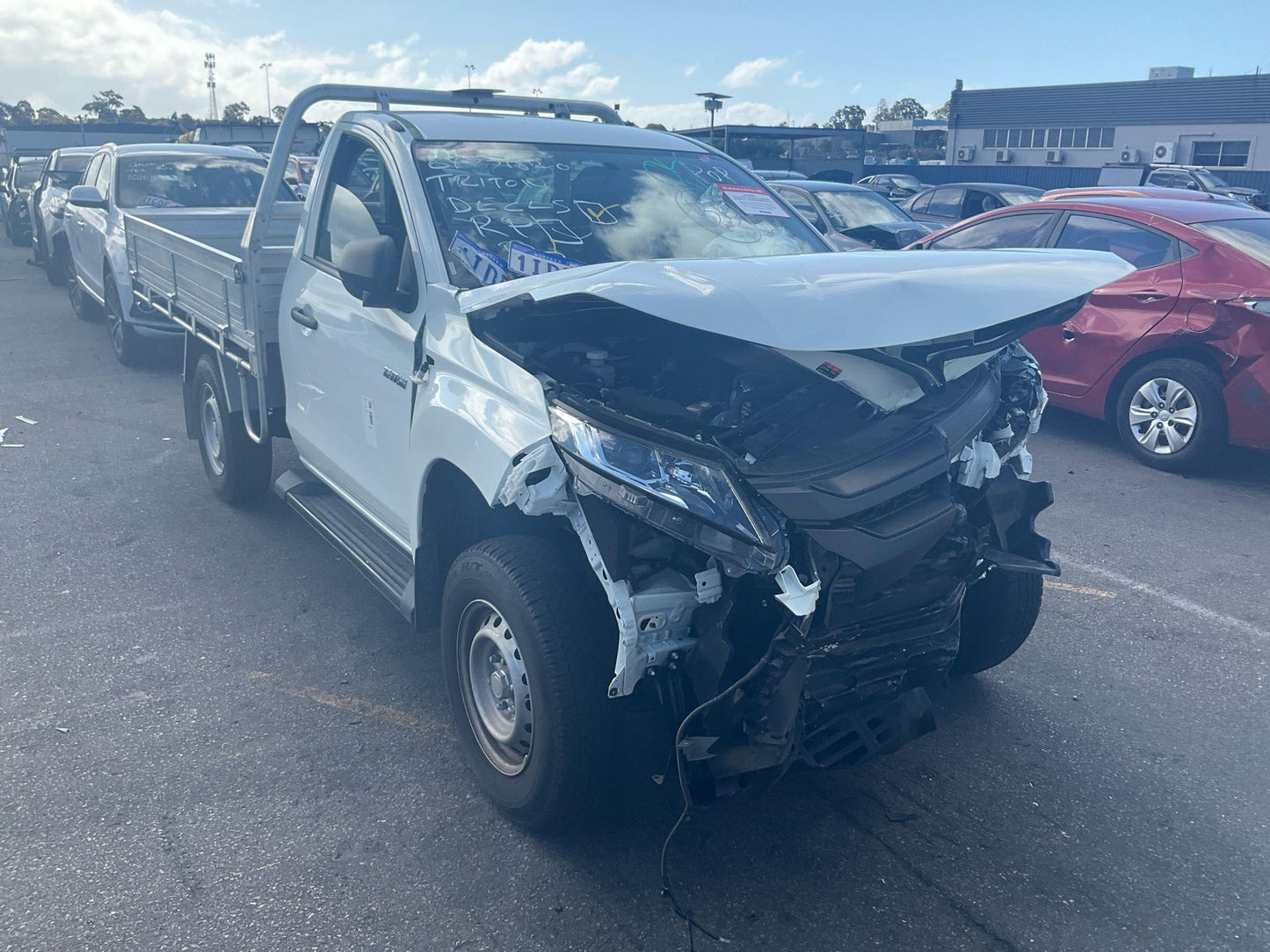 Mitsubishi
Triton