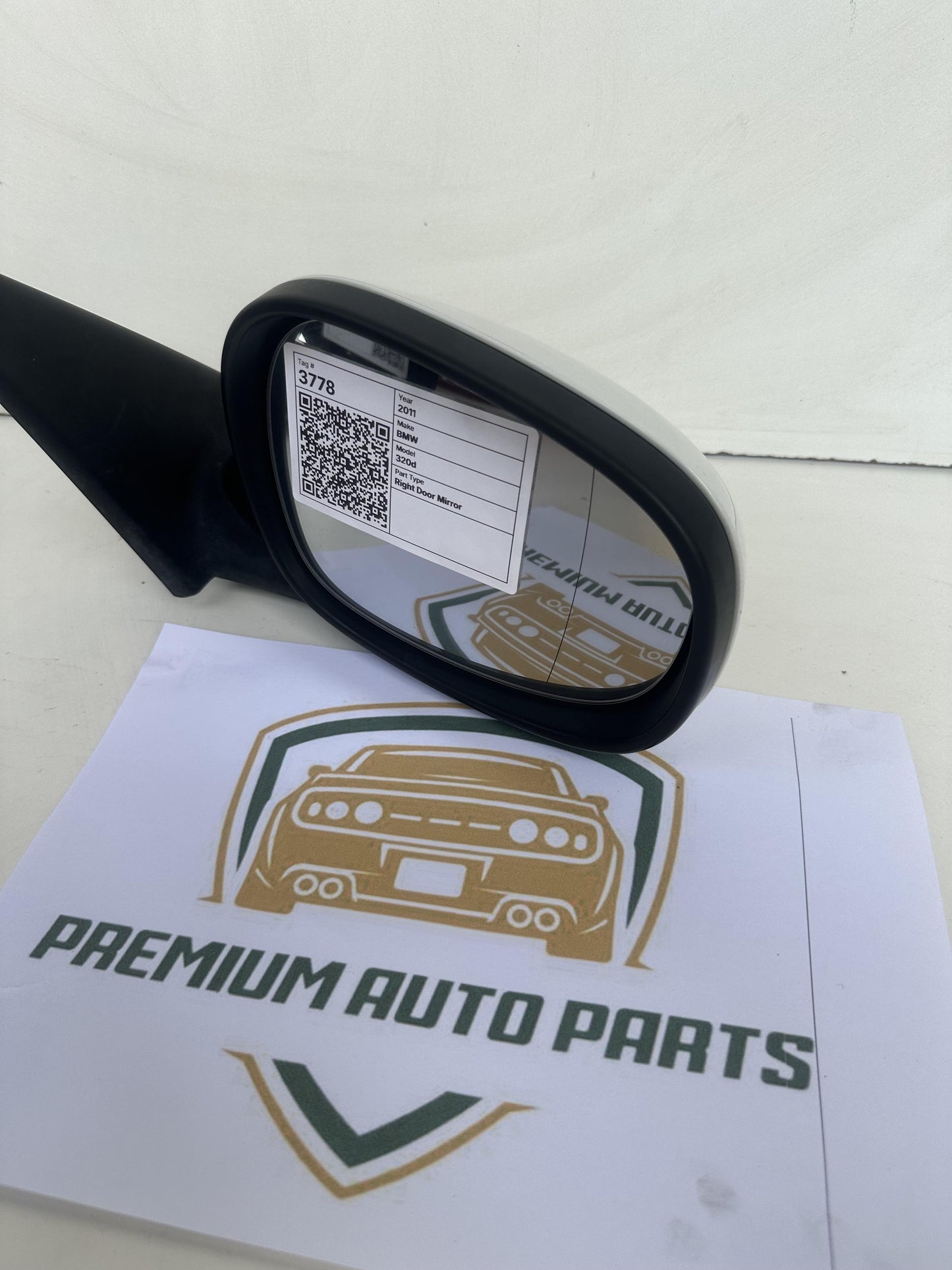 2011 E90 Right Door Mirror