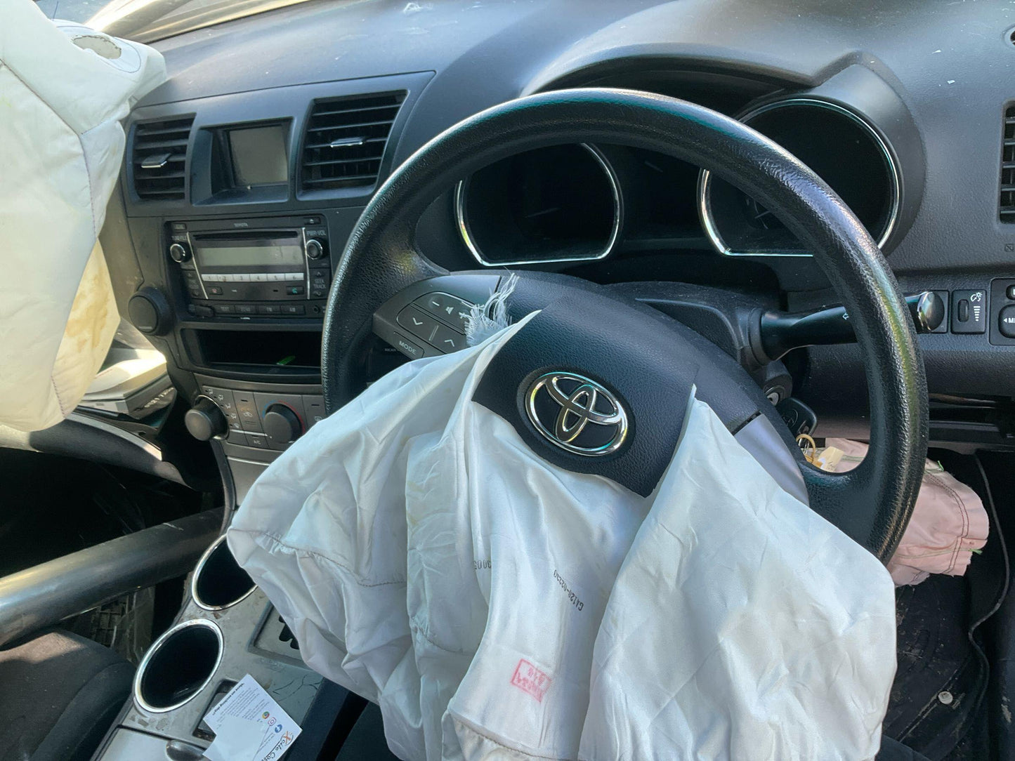 2010 Toyota Kluger Station Wagon
Toyota
Kluger