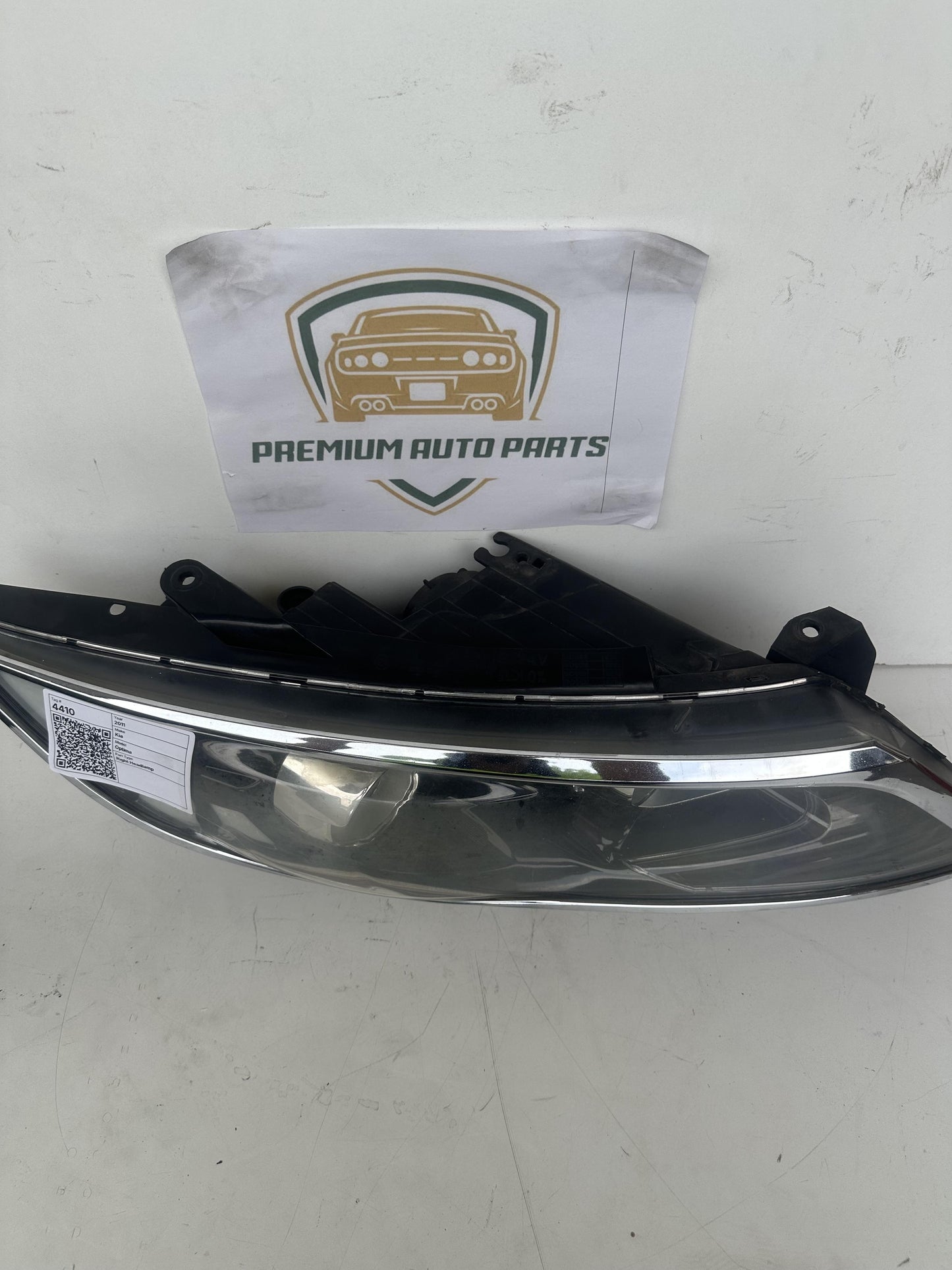 2011 TF Right Headlight
