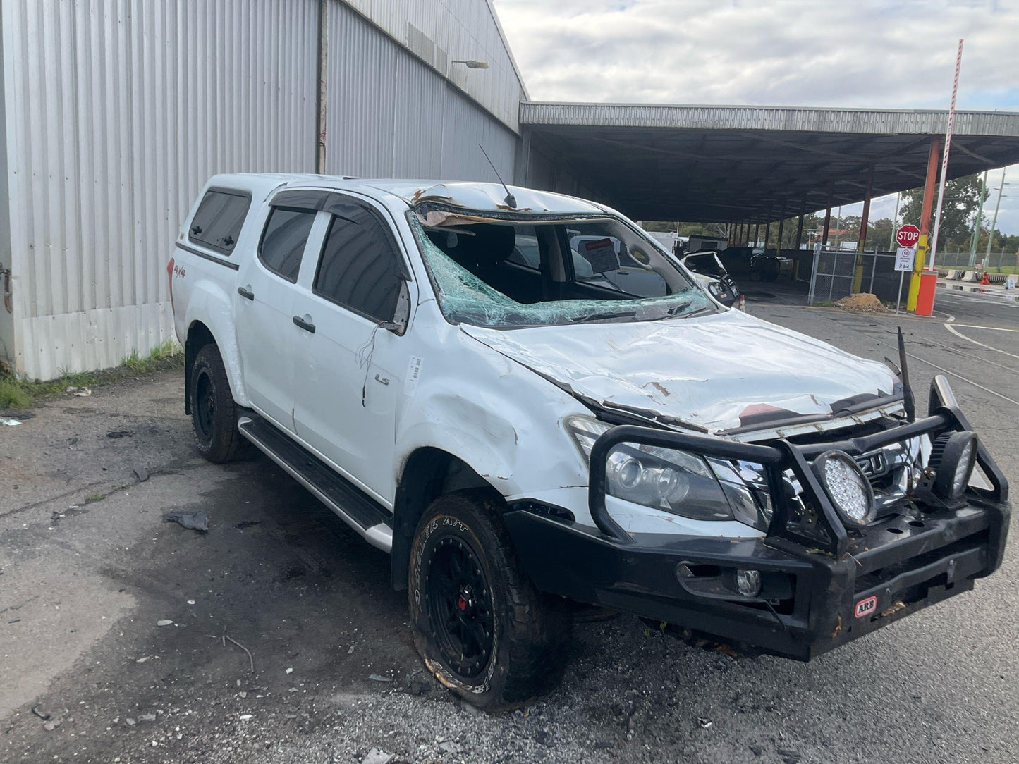 Isuzu
D-Max