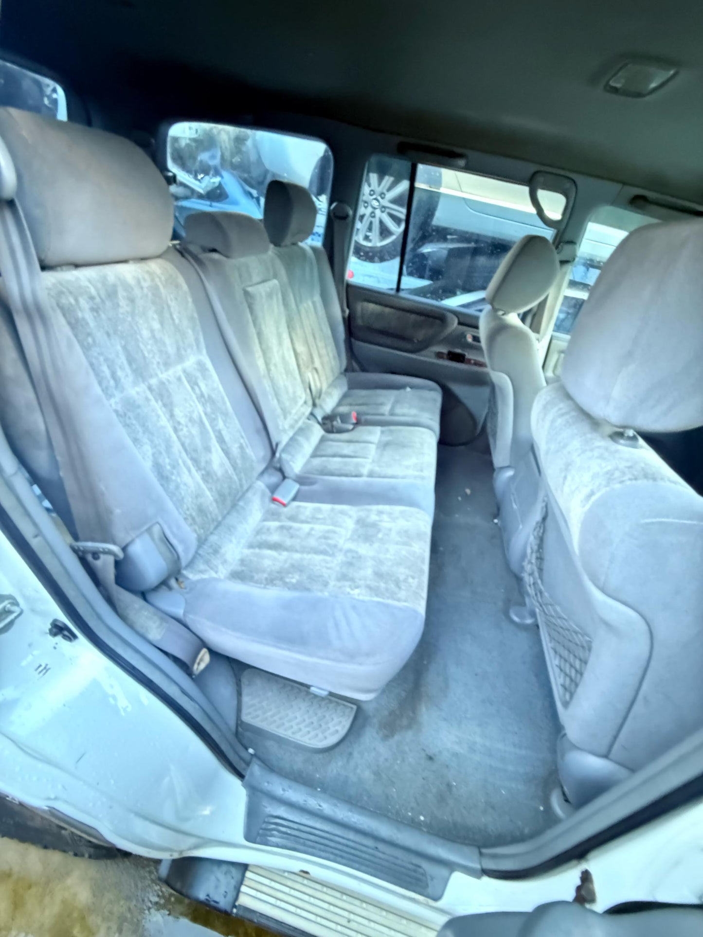 Toyota
Land Cruiser