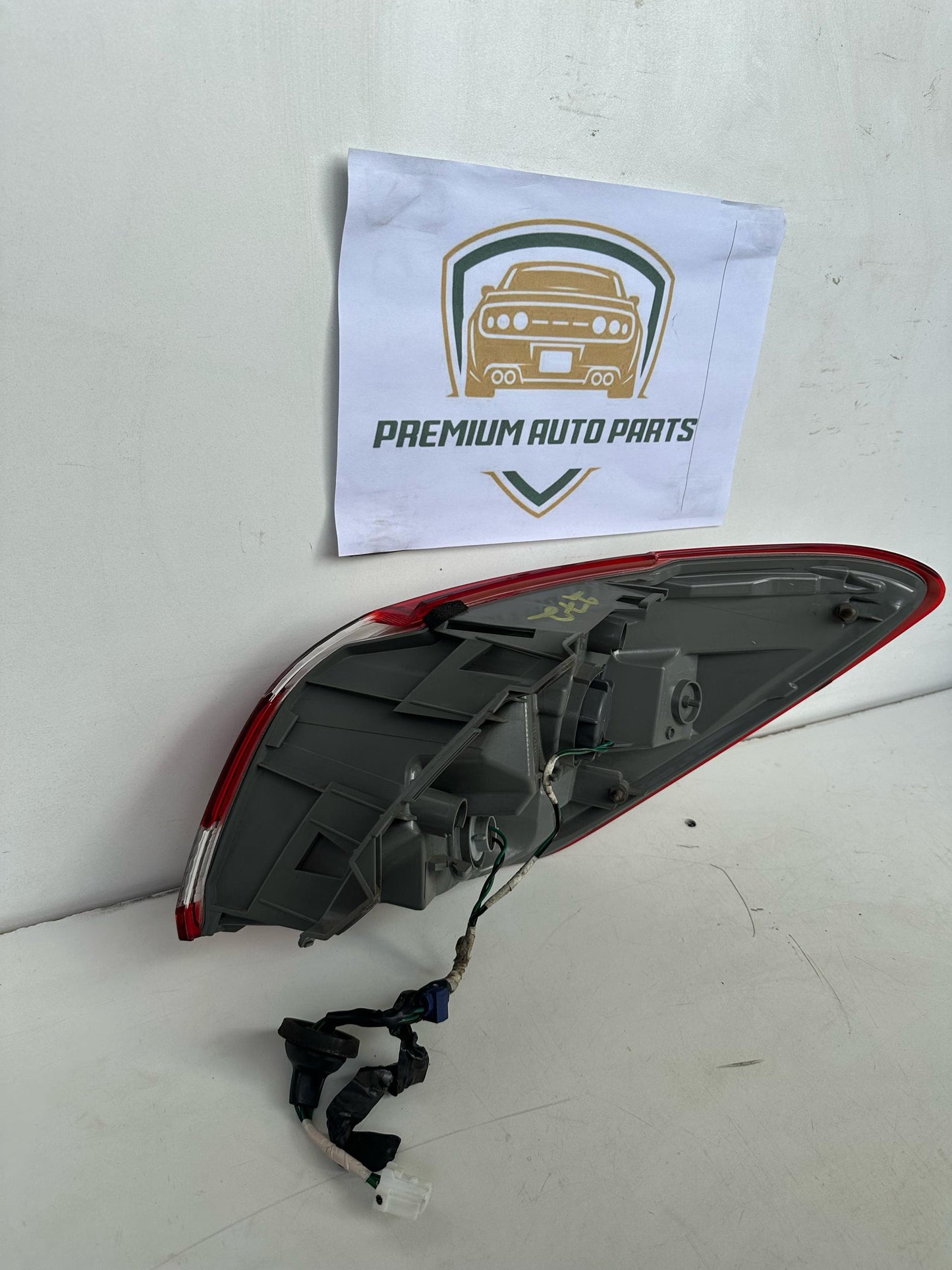 2012 Nissan MuranoII Z51 Left Taillight
