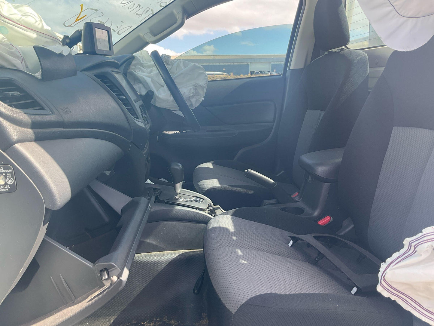 Mitsubishi
Triton