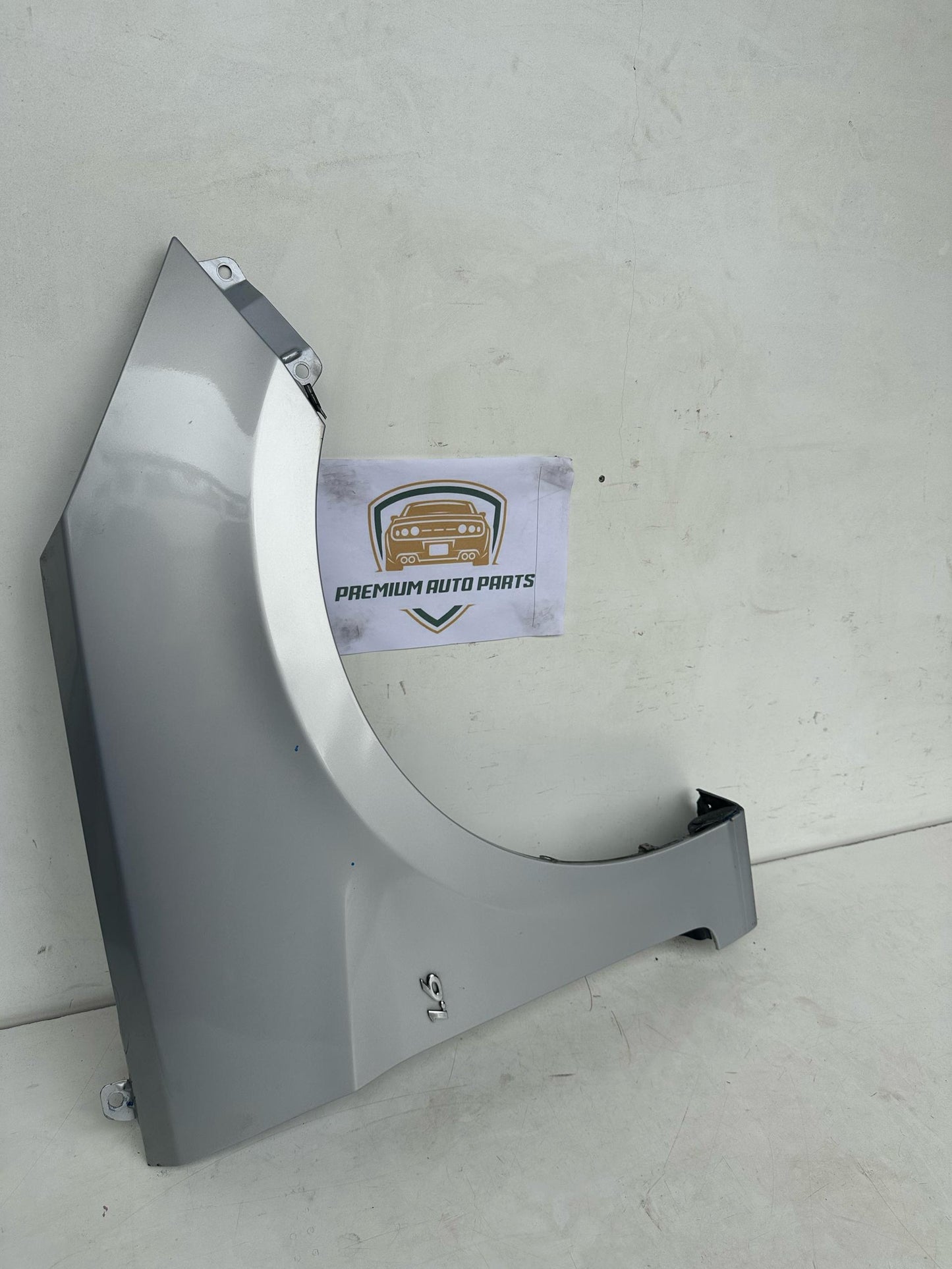 2013 Hyundai Accent Right Front Guard