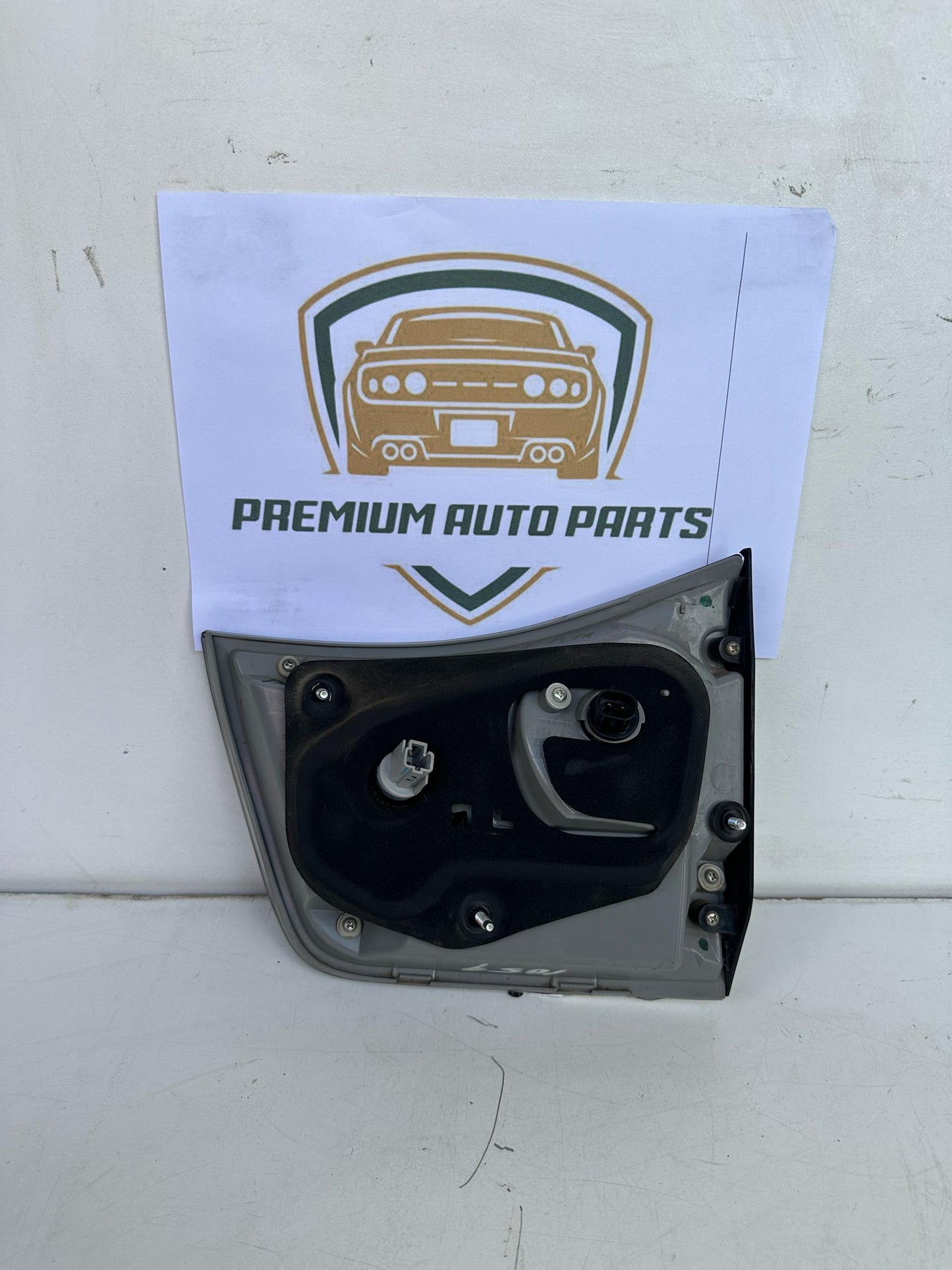 2008 U30 Left Boot Light