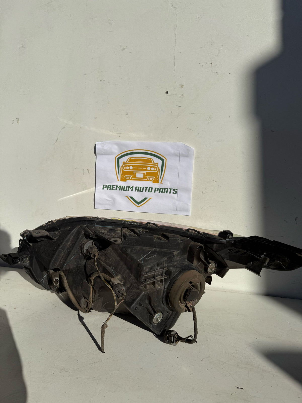 2018 Mitsubishi Triton - Right Headlight