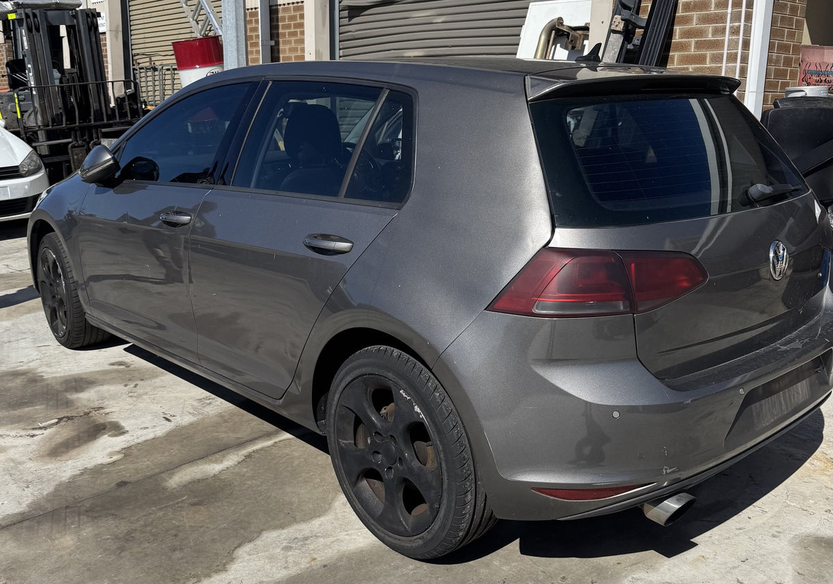 2014 Volkswagen Golf MK7- 5G BE BQ