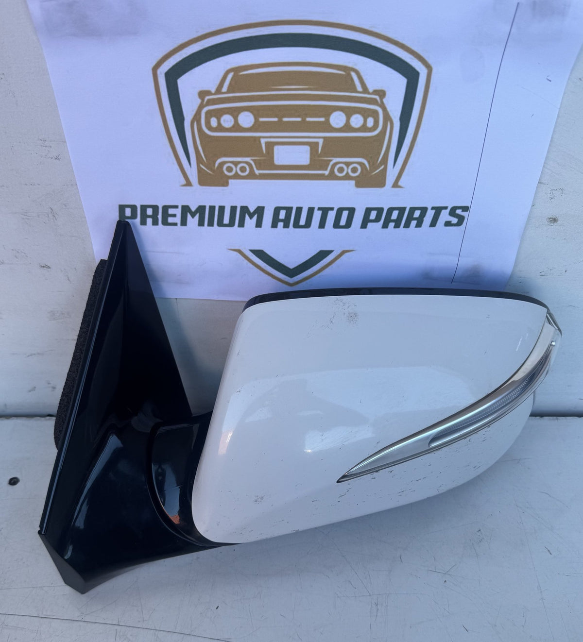2013 Hyundai Santa Fe DM Station Wagon Left Door Mirror 023899