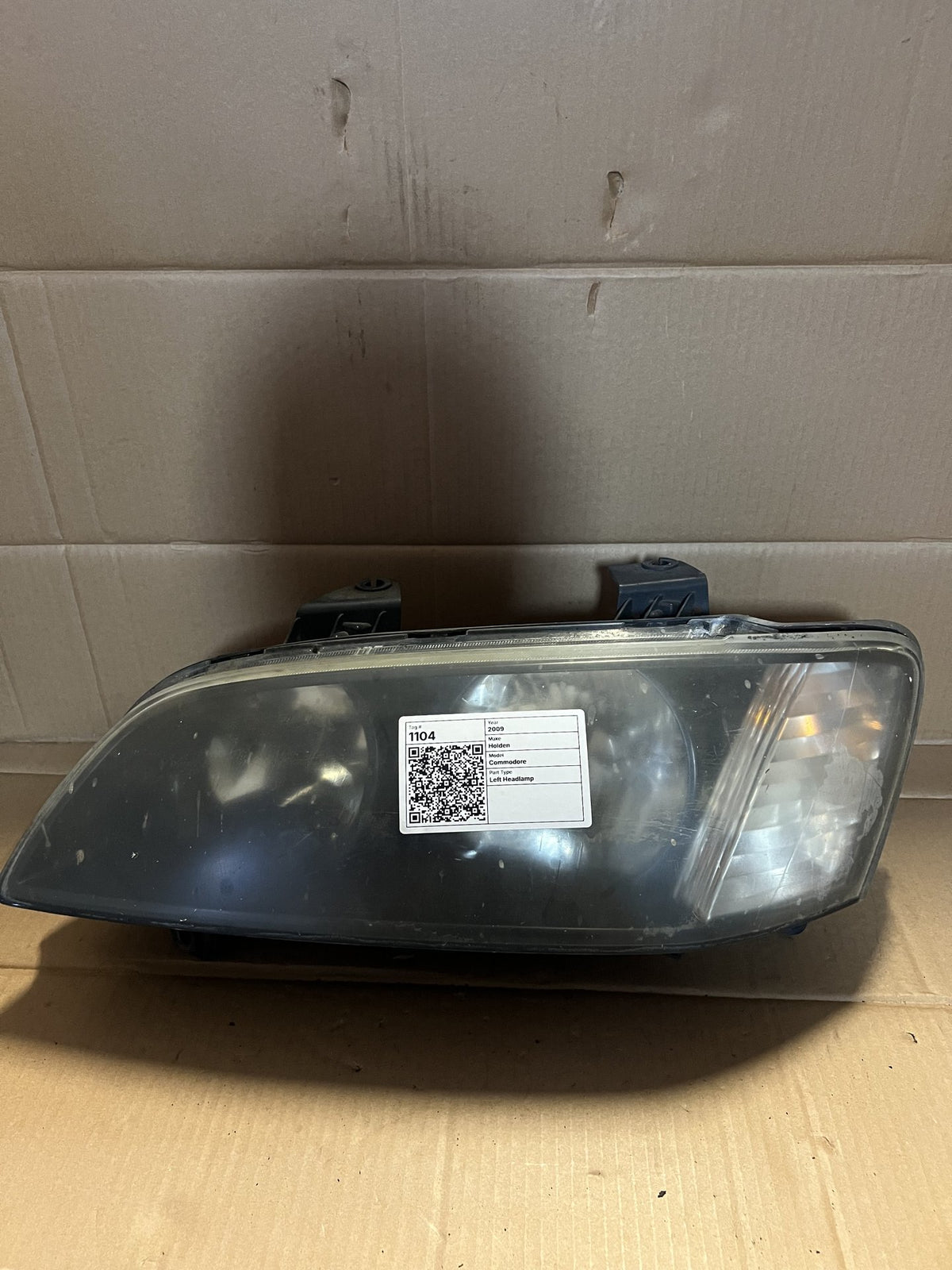 2009 Holden Commodore Commodore Left Headlight