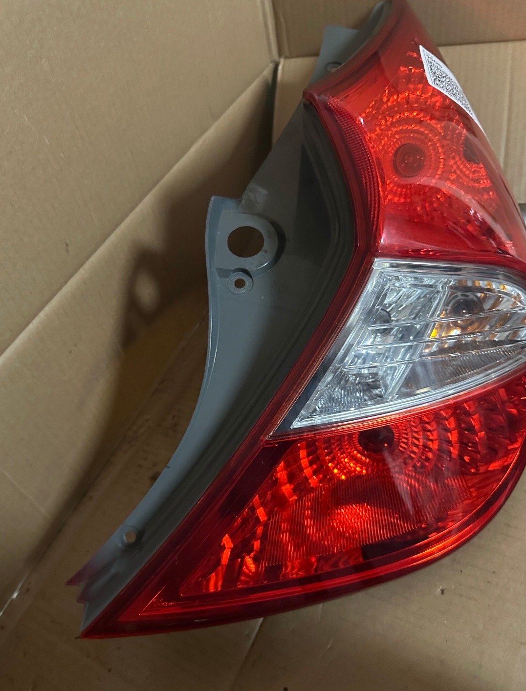 2017 Hyundai Accent RB Hatchback Right Taillight 924021R2