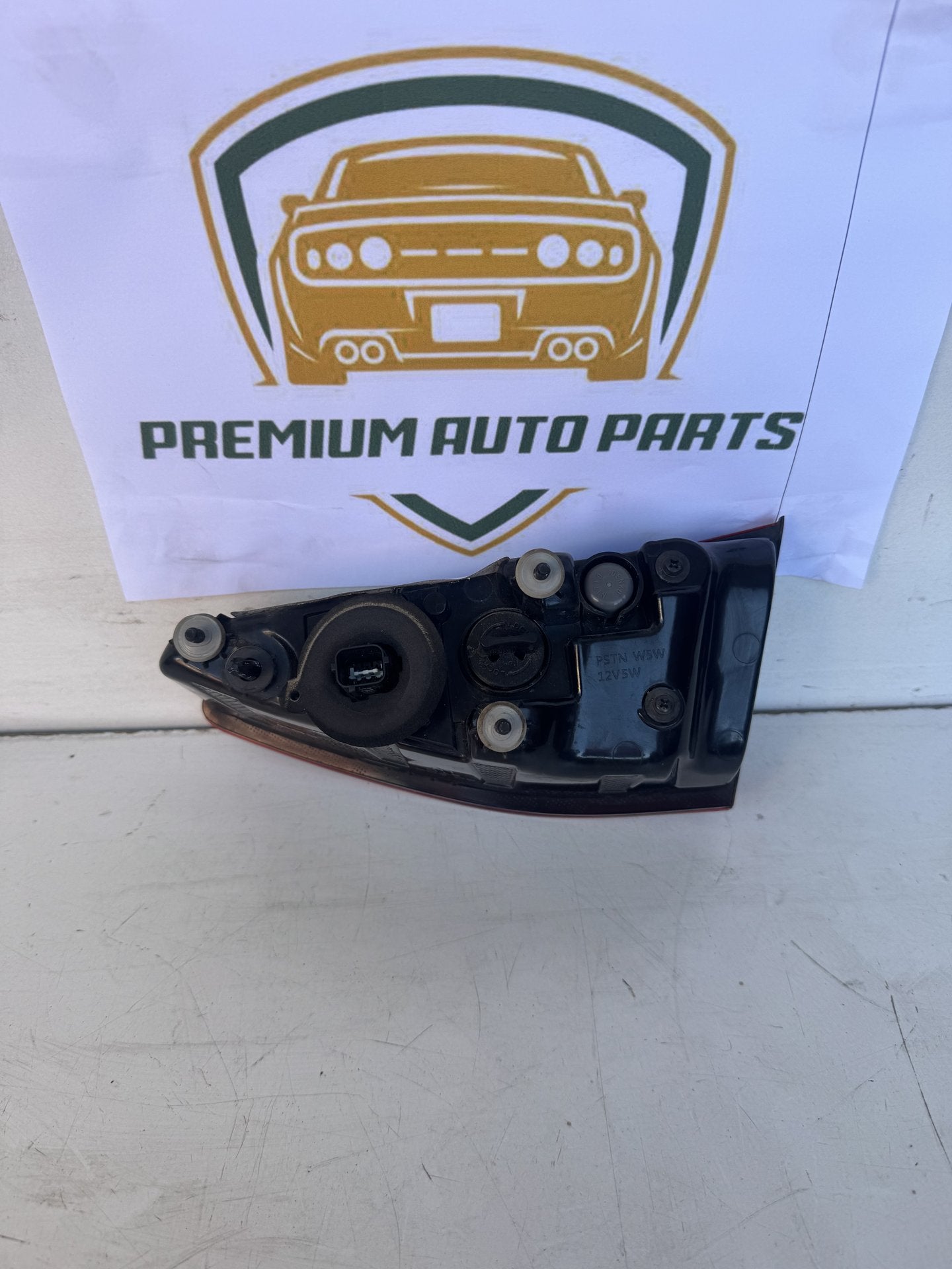 2020 Left Taillight Garnish