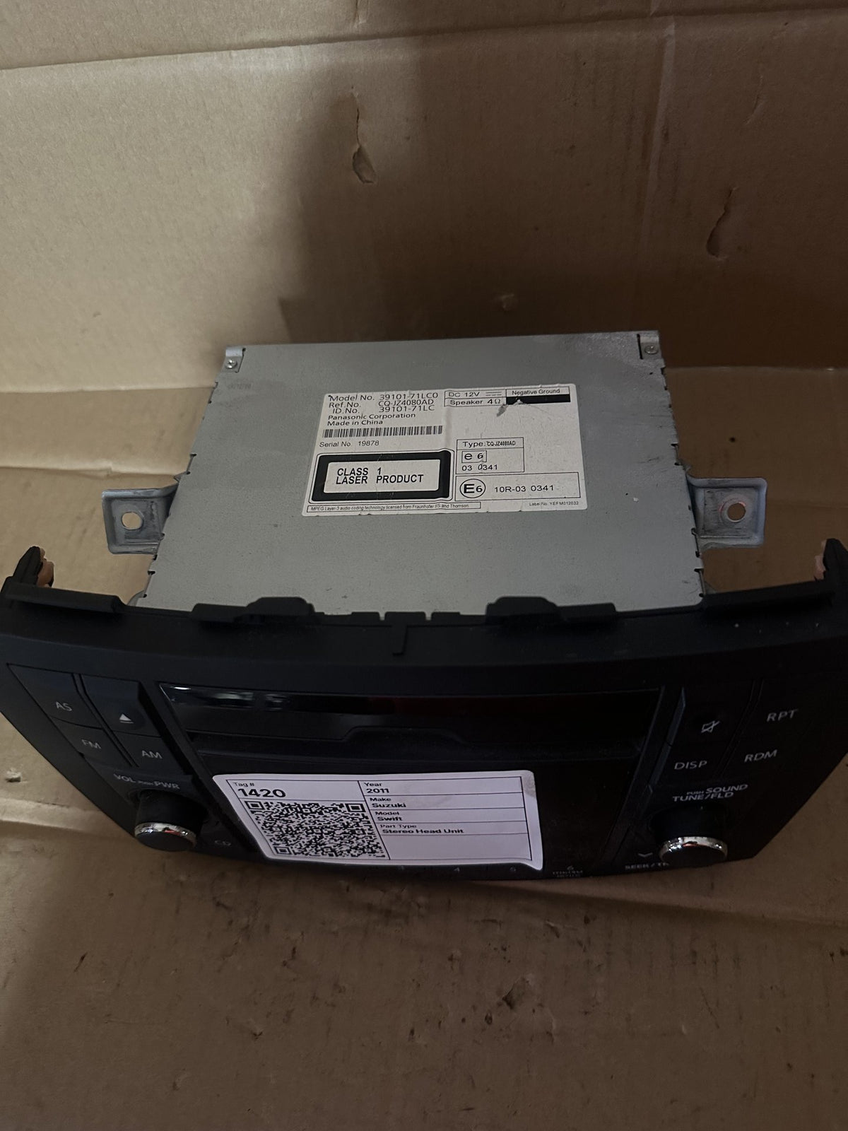 2011 Suzuki Swift - Stereo Head Unit