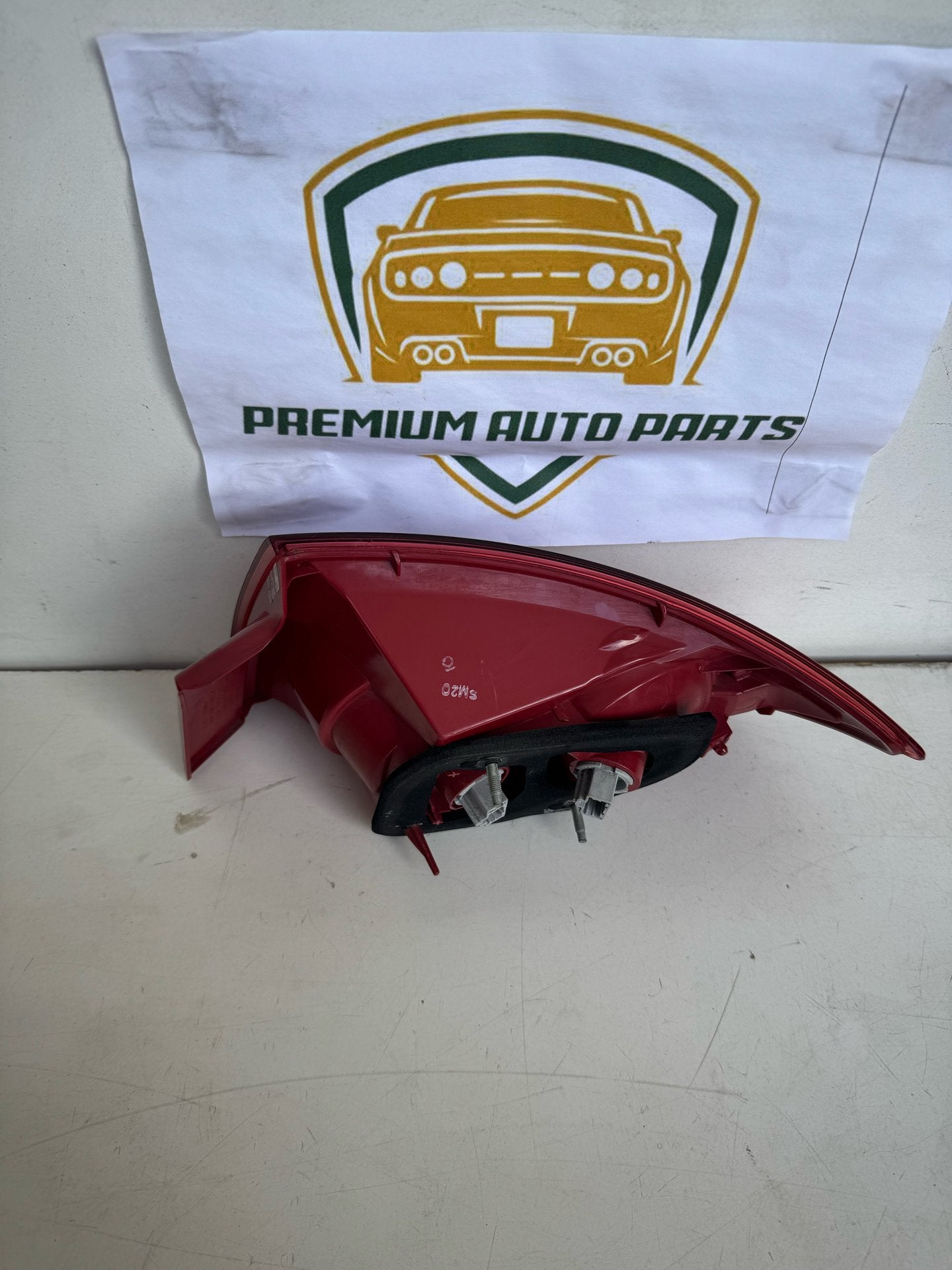 2005 Left Taillight