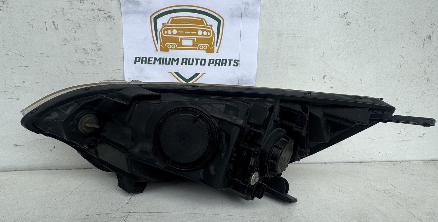 2014 UB Right Headlight