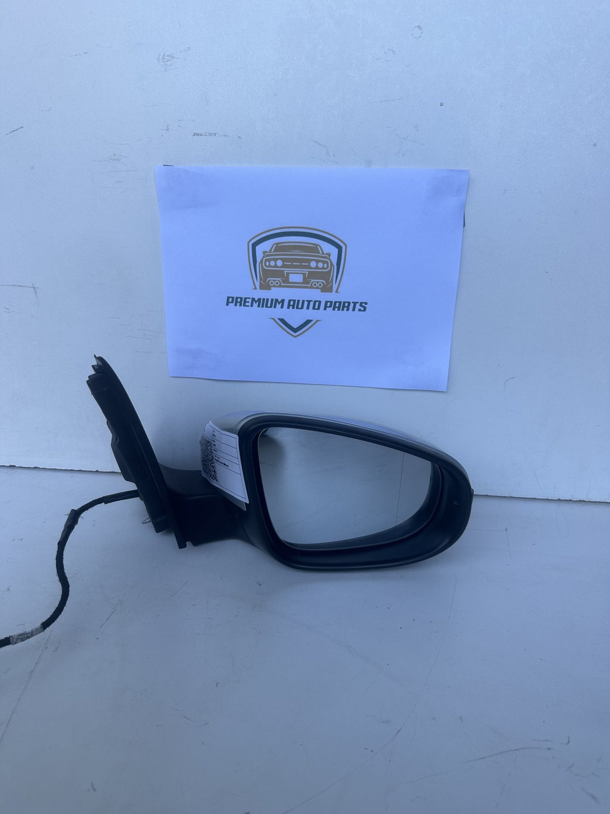 2010 Volkswagen Golf Station Wagon Right Door Mirror 021025
