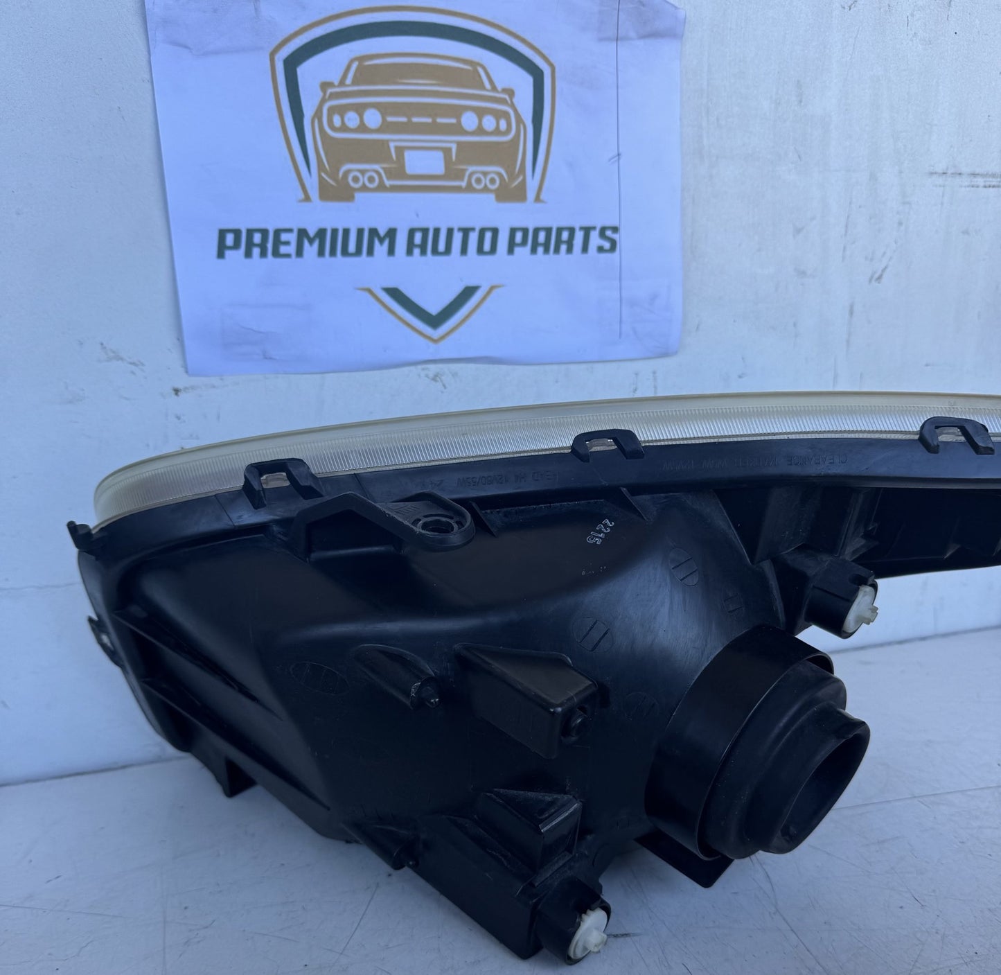 2002 Toyota RAV4 SUV Right Headlight