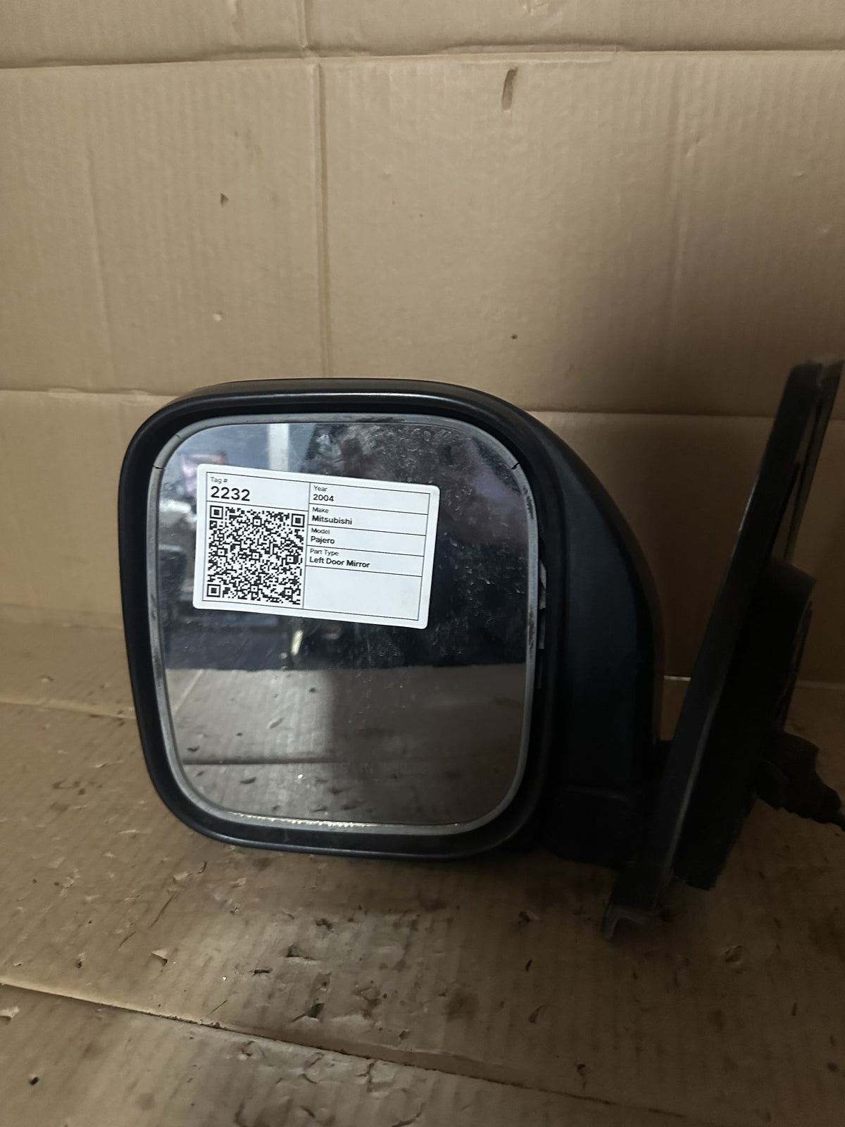 2004 Mitsubishi Pajero III NP Station Wagon Left Door Mirror 010408