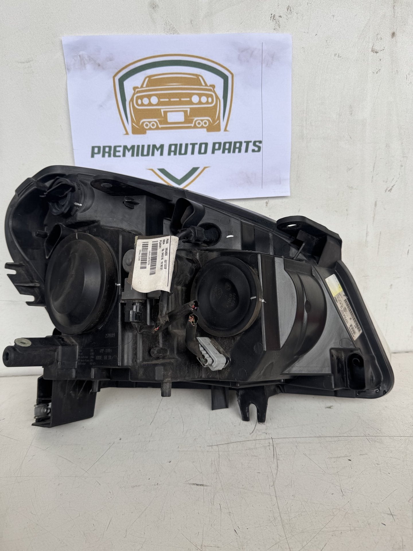 2009 Nissan Dualis Station Wagon Left Headlight