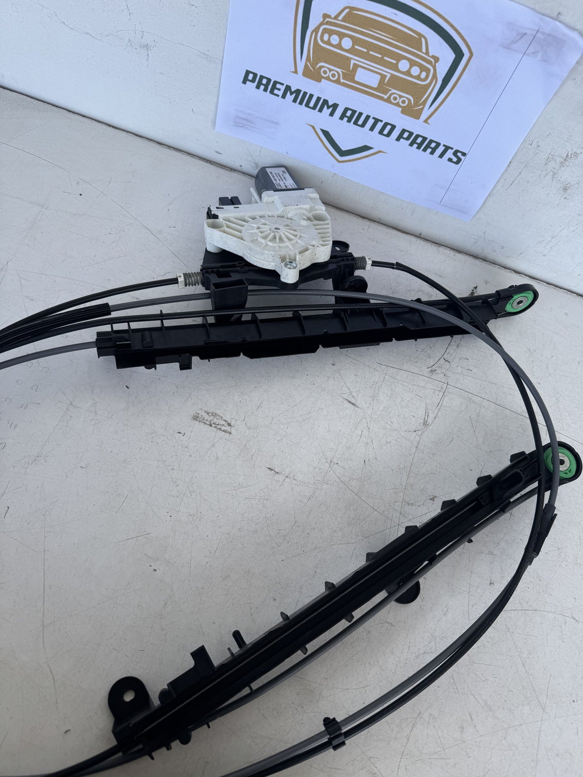 2017 Audi Q7 4M Station Wagon Rear Bootlid Tailgate Electric Strut Left and Right 4M0863560