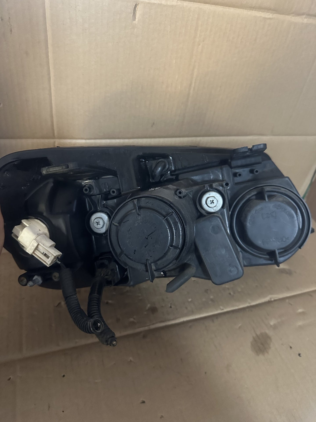 2007 Holden Captiva 7 Captiva Station Wagon Left Headlight