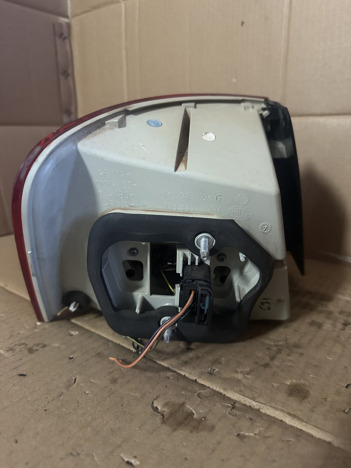 2008 Volkswagen Jetta MK5- 1K Sedan Right Taillight 945096