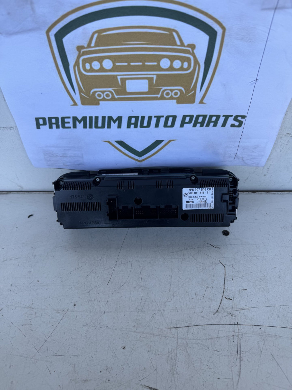 2016 Volkswagen Touareg Station Wagon Heater/AC Controls