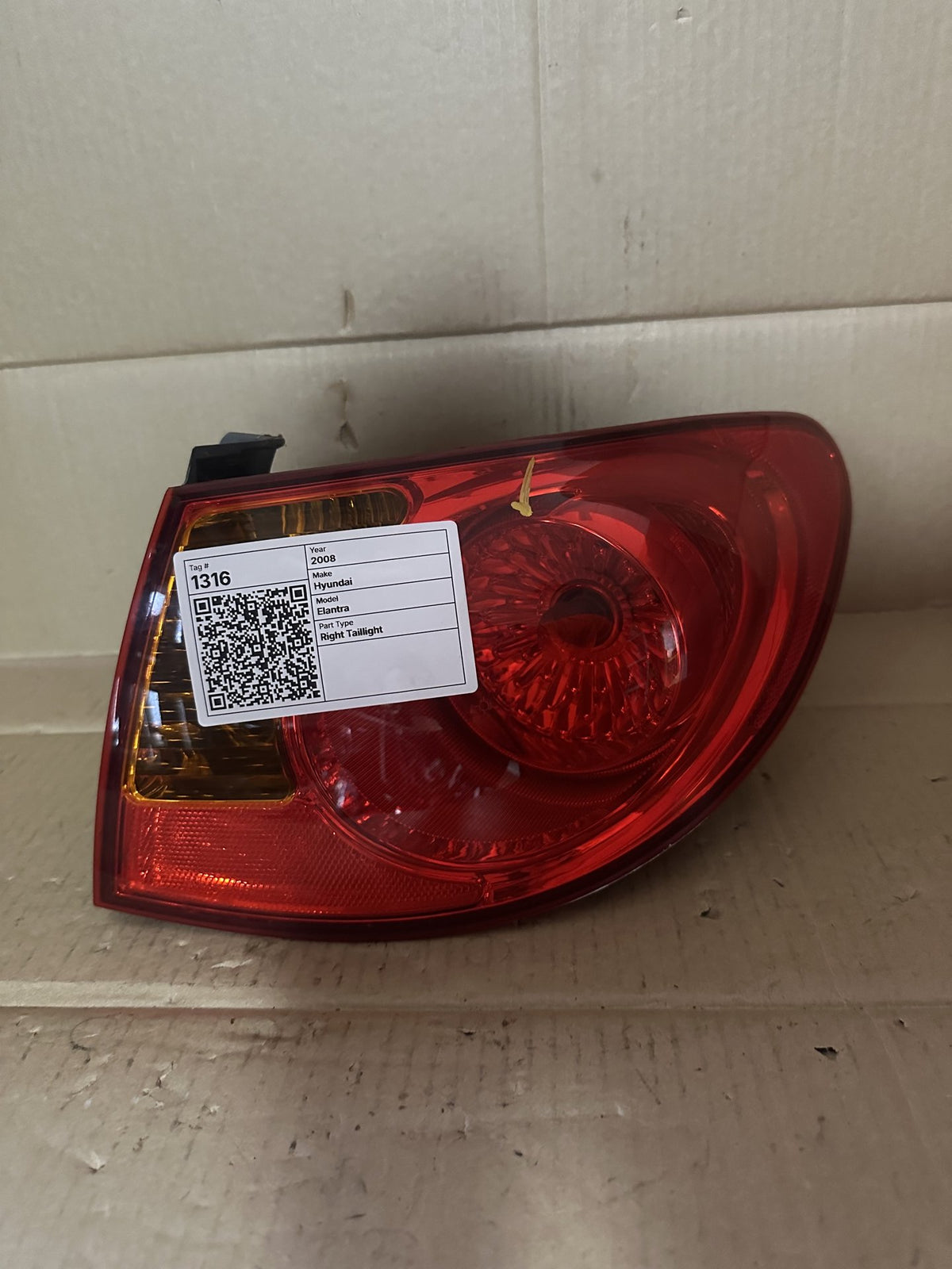2008 Hyundai Elantra HD DU41D - Right Taillight