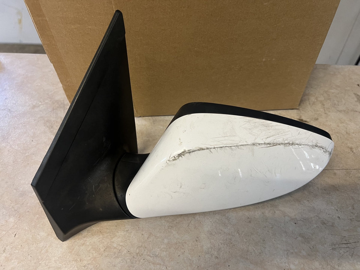 2016 Hyundai Elantra - Left Door Mirror