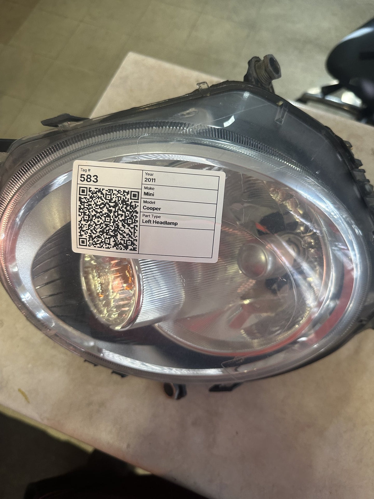 2011-2015 MINI Cooper R59 Convertible Left Headlight 16081804