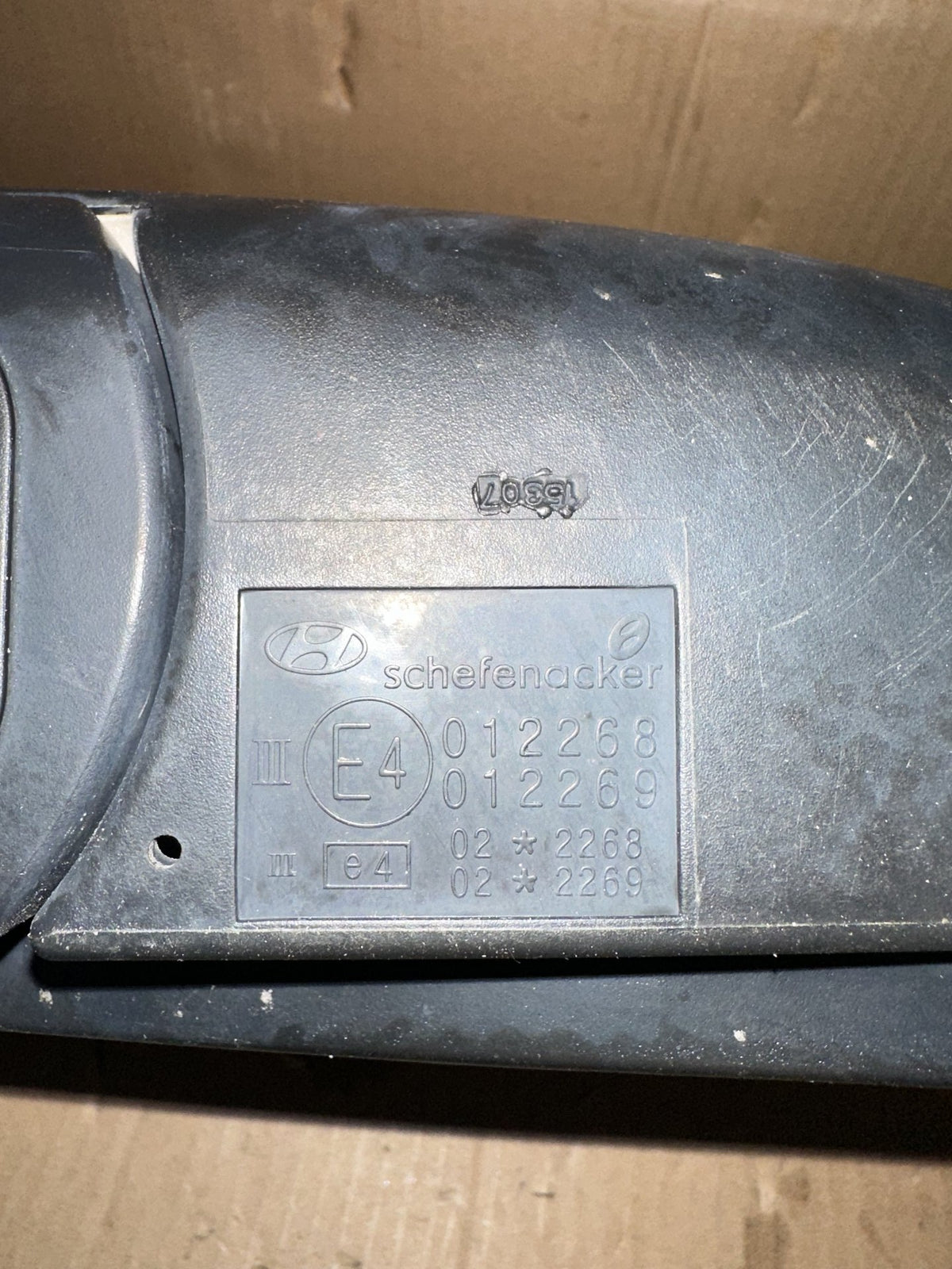 2004-2009 Hyundai Tucson JM SUV Left Door Mirror 012268