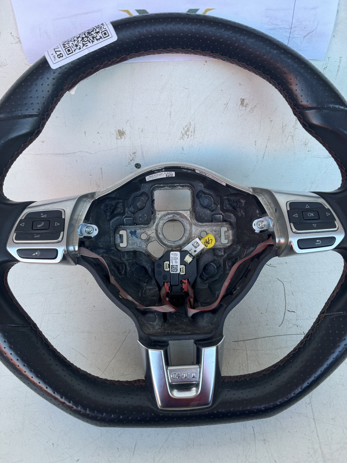 2010 Volkswagen Golf MK6- 5K Station Wagon Steering Wheel