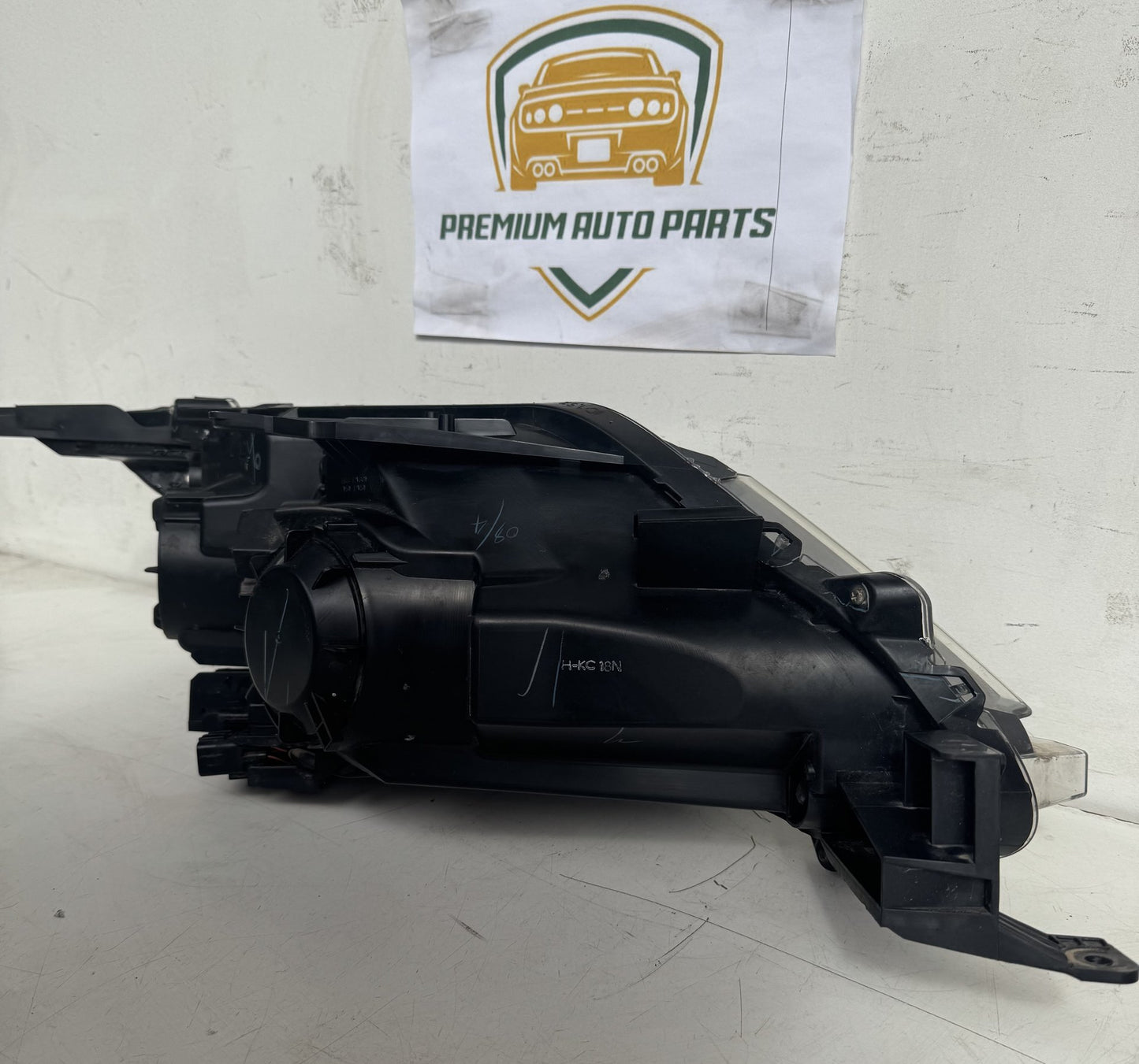 2019 Left Headlight