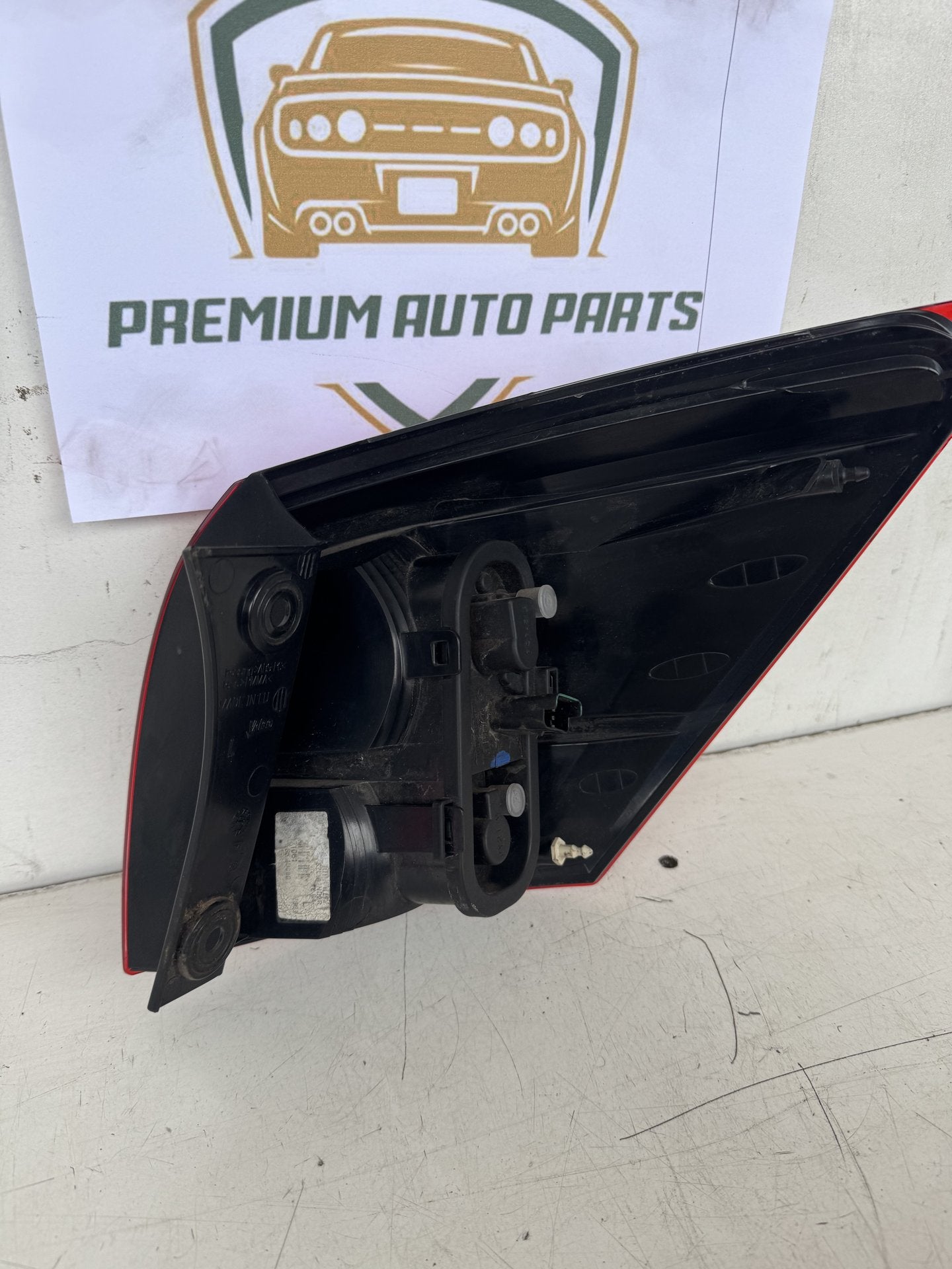 2009 Nissan Dualis Station Wagon Left Taillight