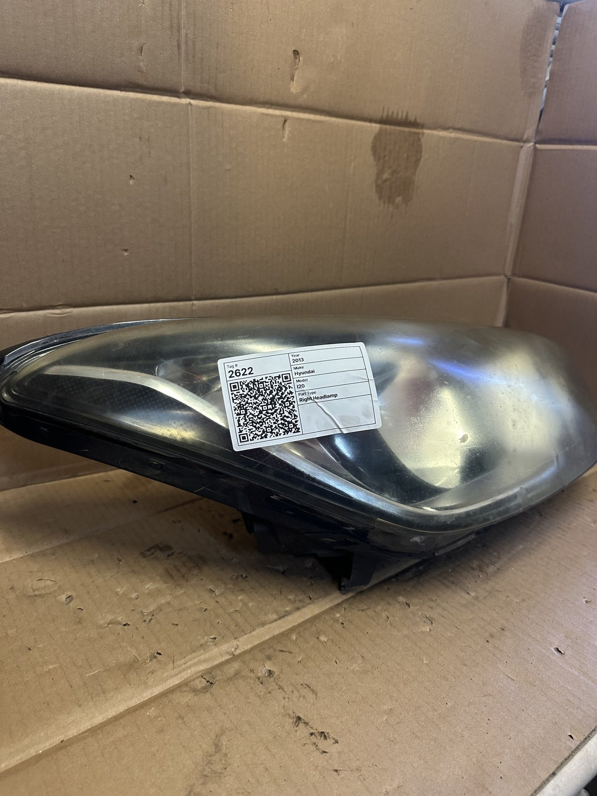 2013 Hyundai i20 PB - Right Headlight