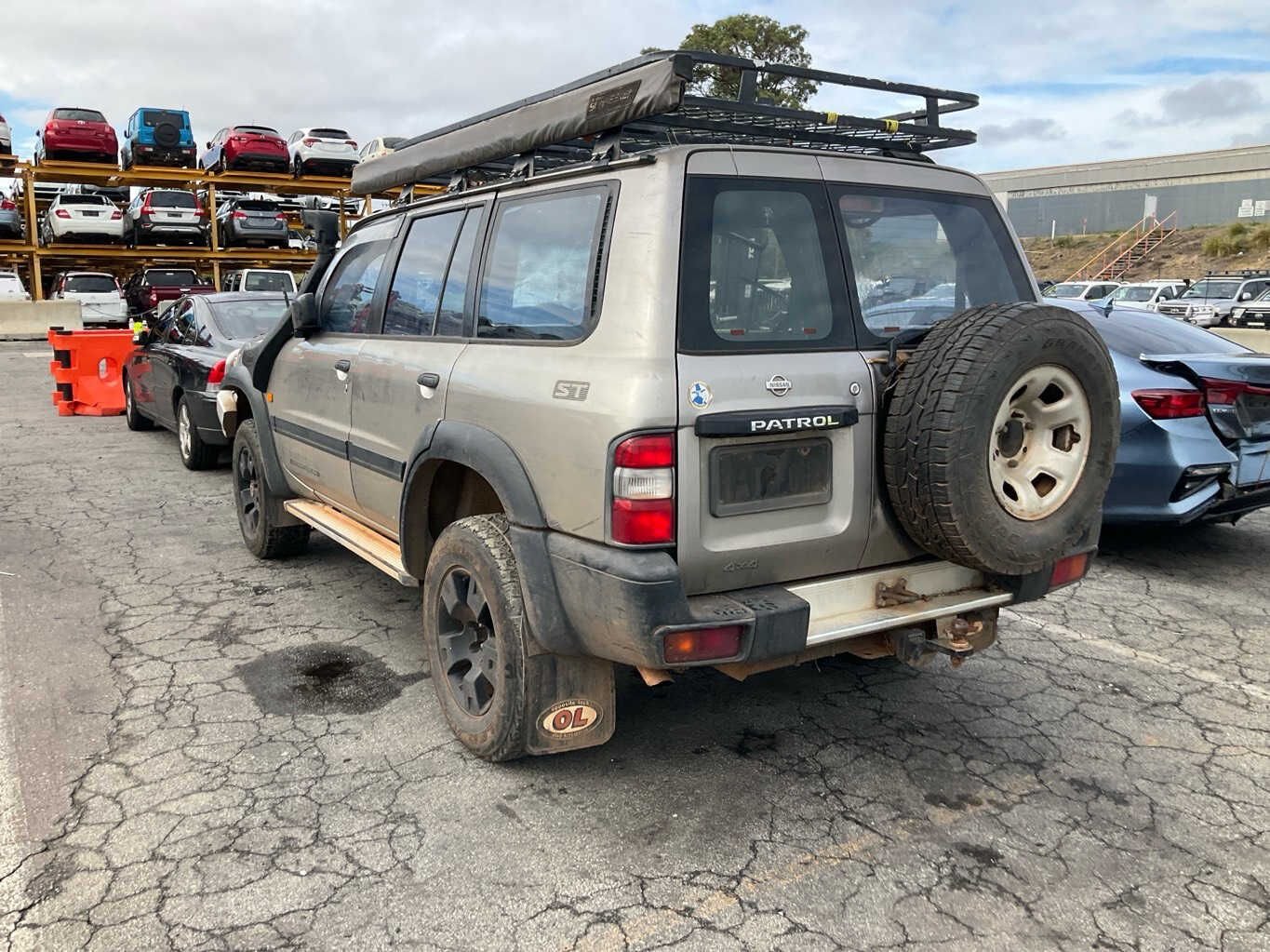 1999 Nissan Patrol ST Coil Spring GU