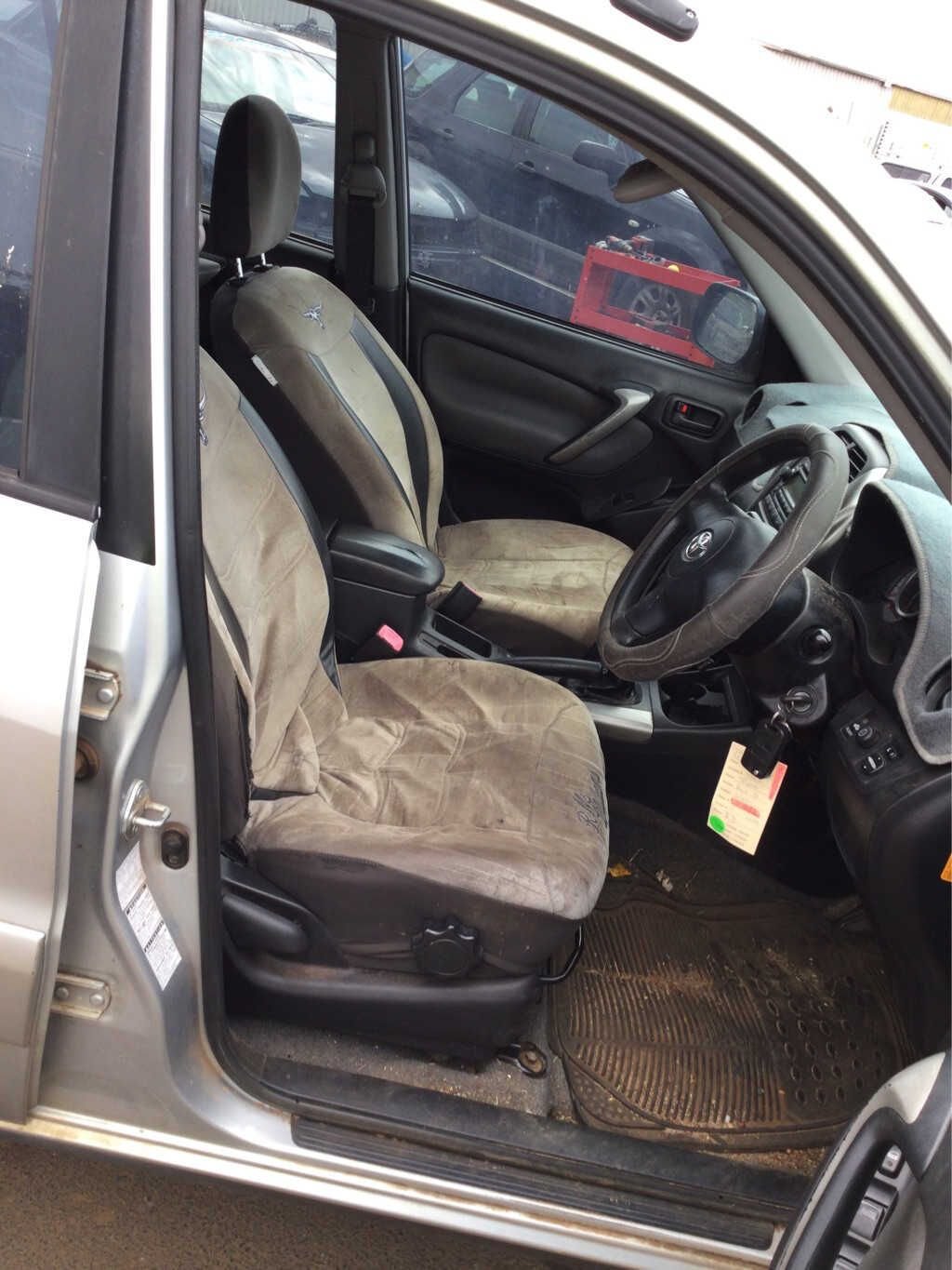 2004 Toyota RAV4 A20