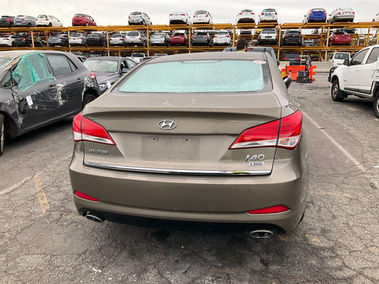 Hyundai 
i40