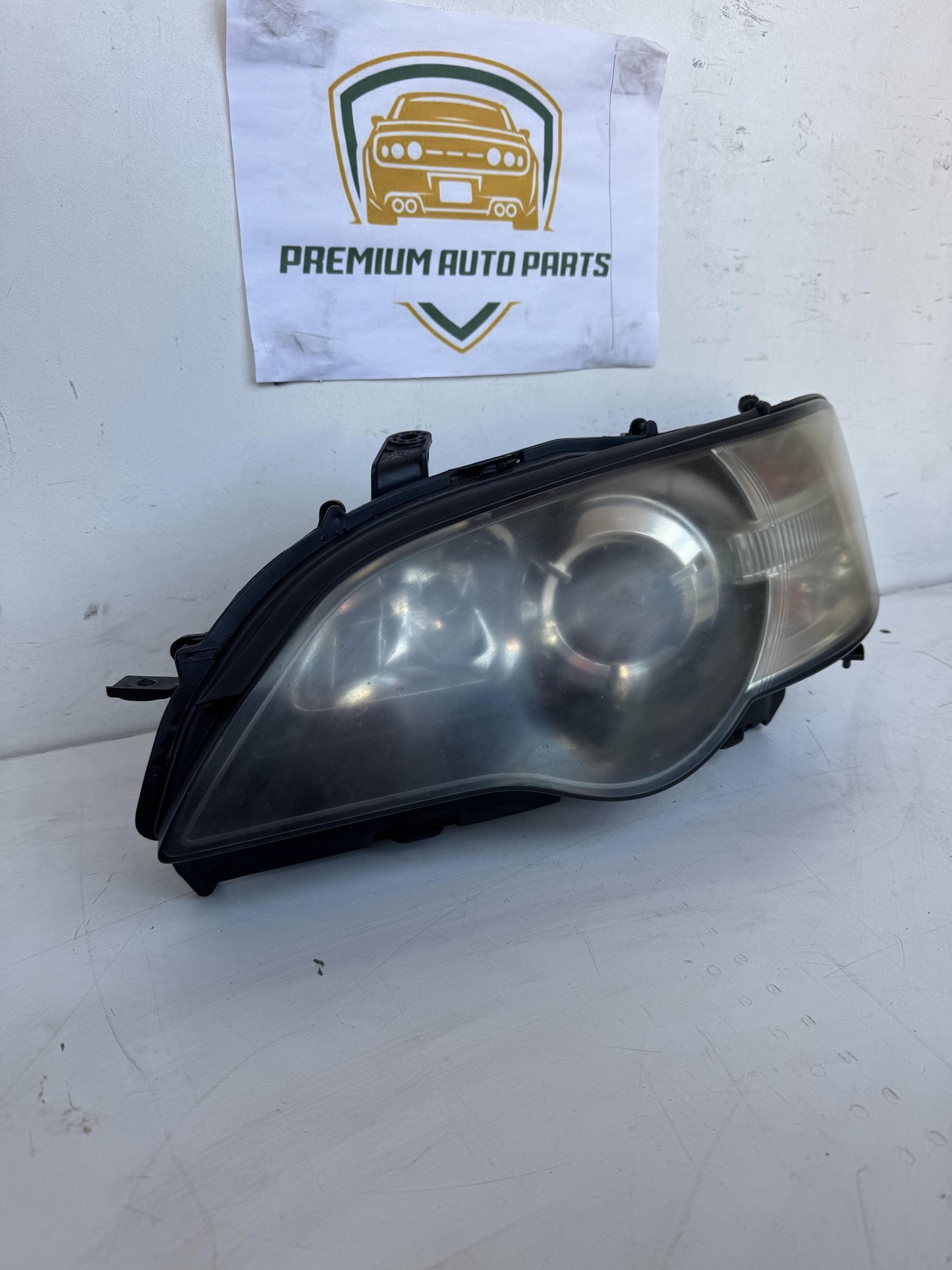 2006   Left Headlight