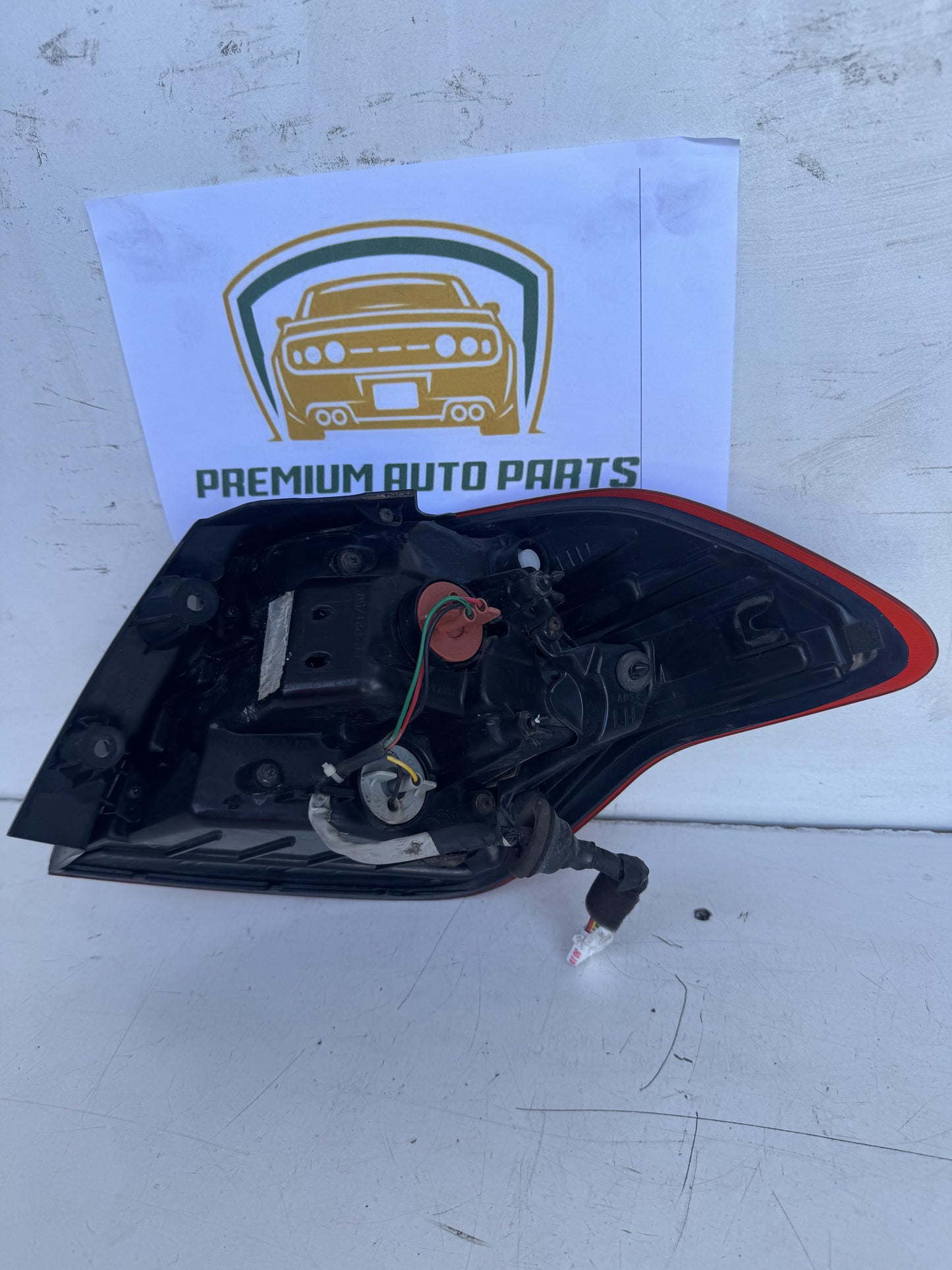 2014   Left Taillight